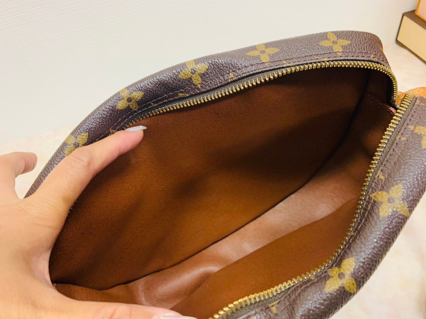 LOUIS VUITTON JEUNEFILE GM