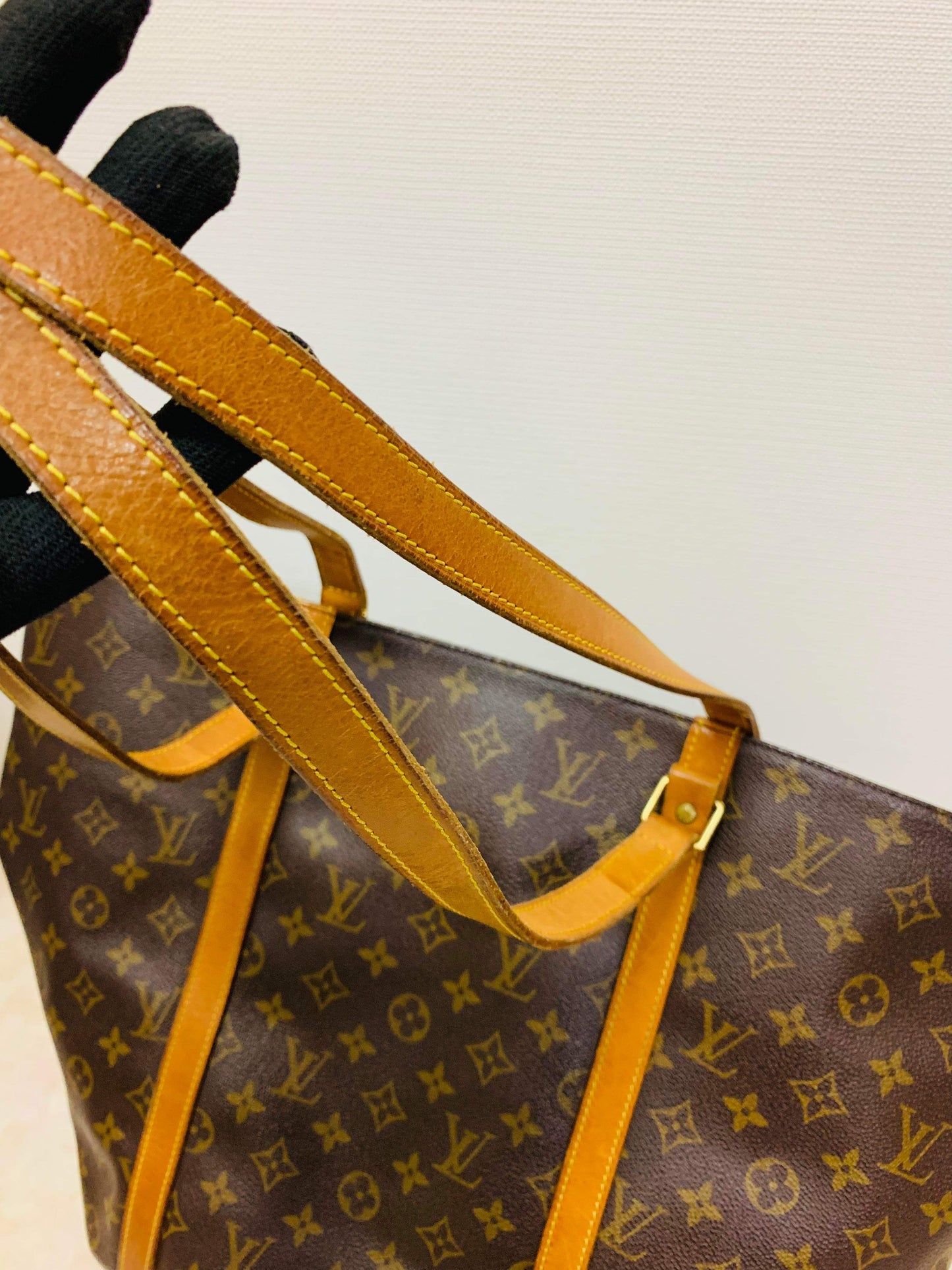 LOUIS VUITTON SAC SHOPPING TOTE
