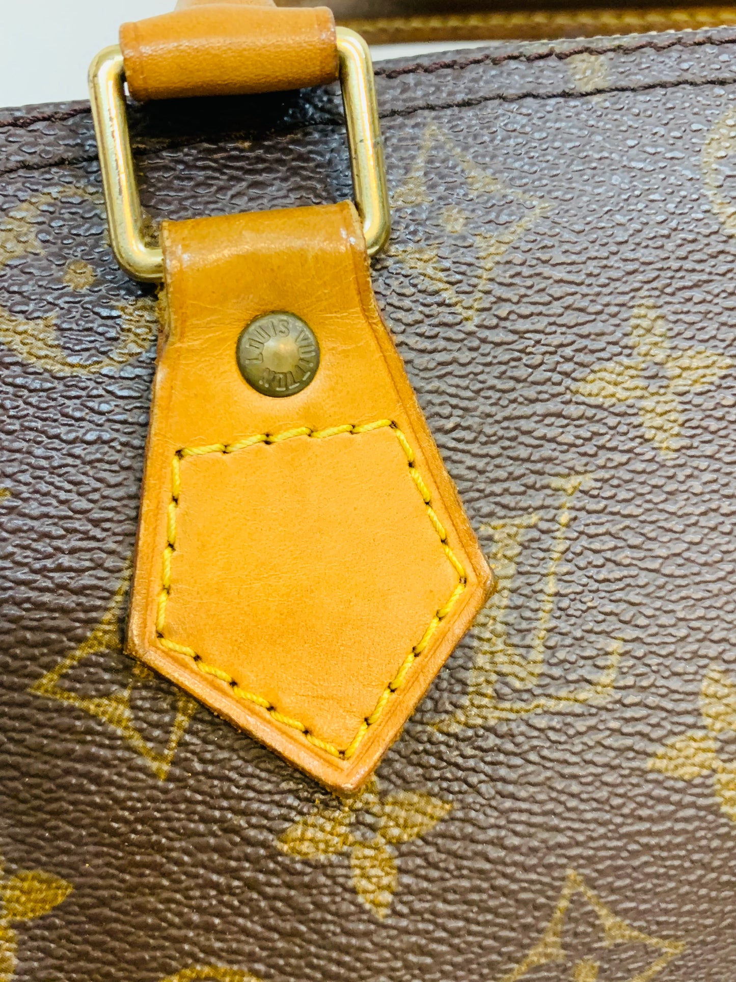 LOUIS VUITTON SPEEDY 30