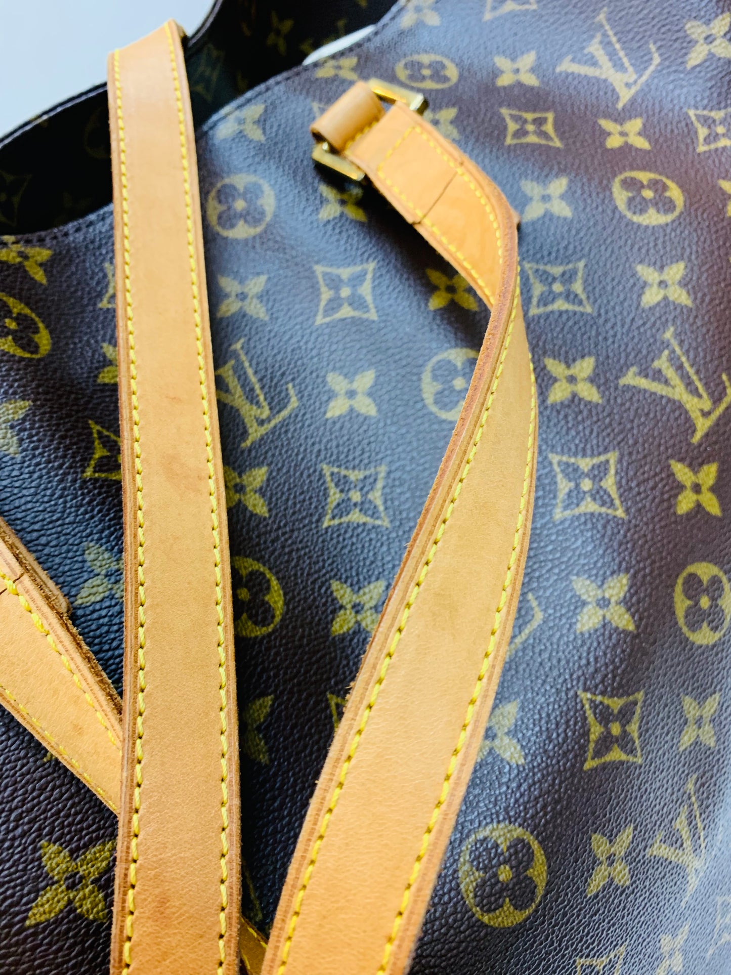 LOUIS VUITTON Cabas Alto Monogram