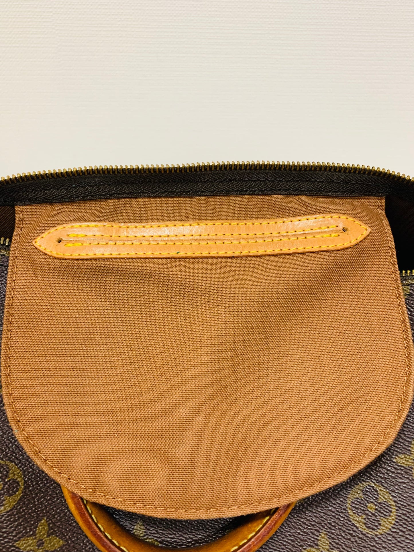 LOUIS VUITTON Speedy 30