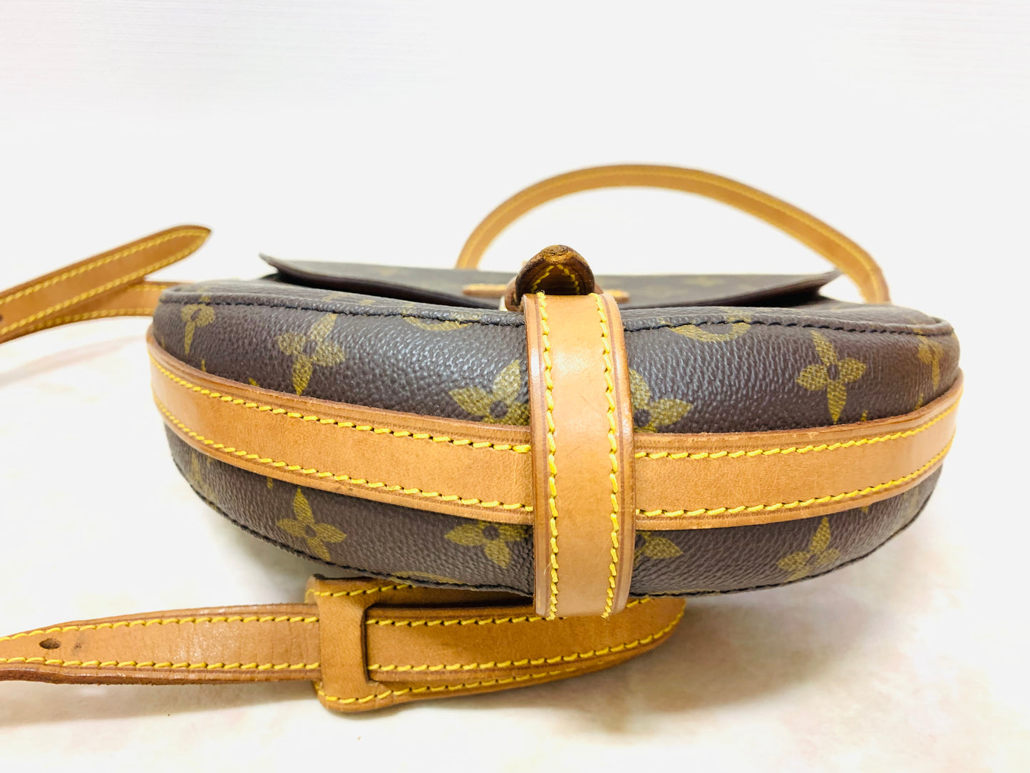 LOUIS VUITTON CHANTILLY MM