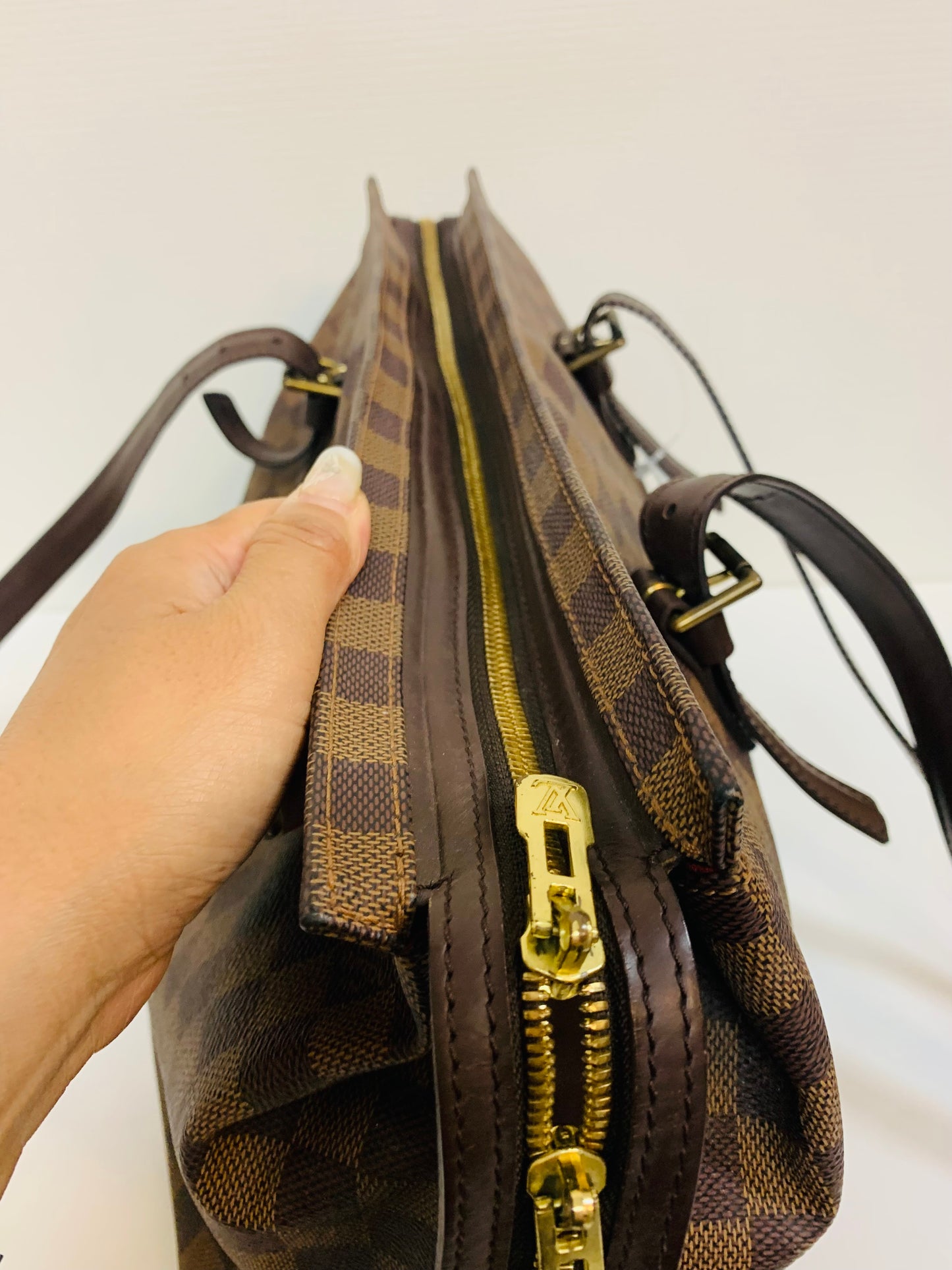 LOUIS VUITTON  Chelsea Damier Ebene Tote Bag