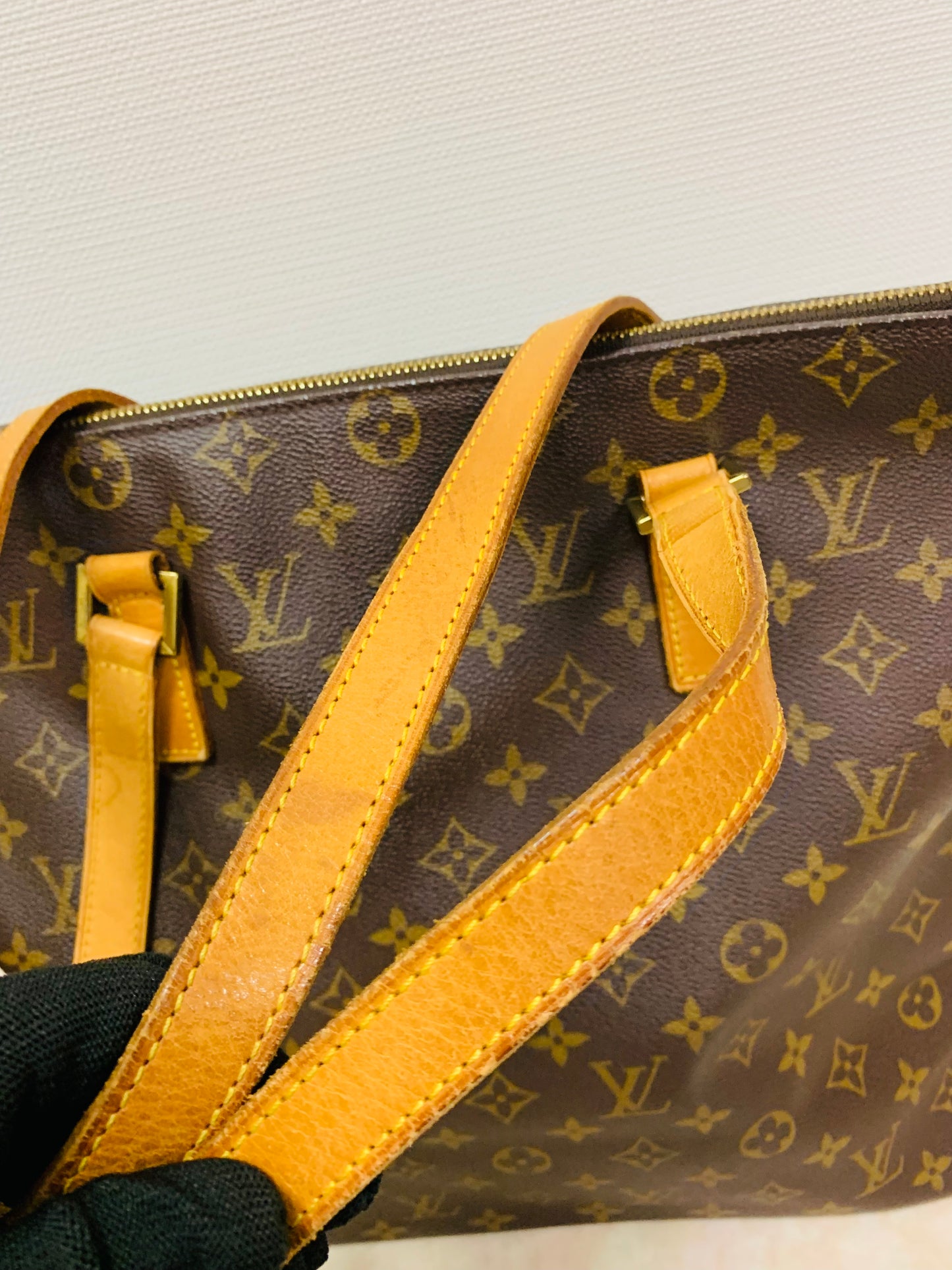 LOUIS VUITTON Cabas Mezzo Tote Bag