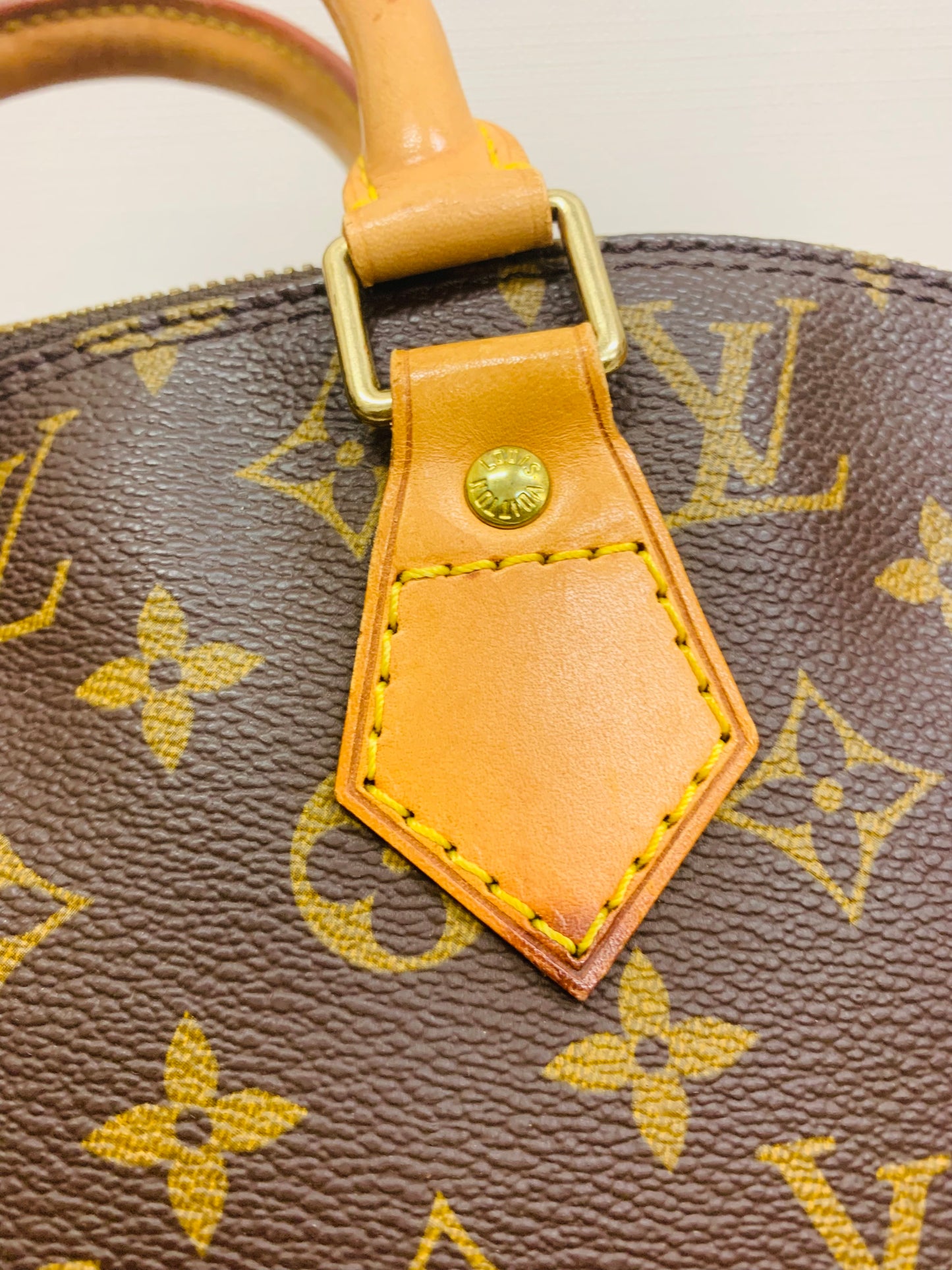 LOUIS VUITTON ALMA PM