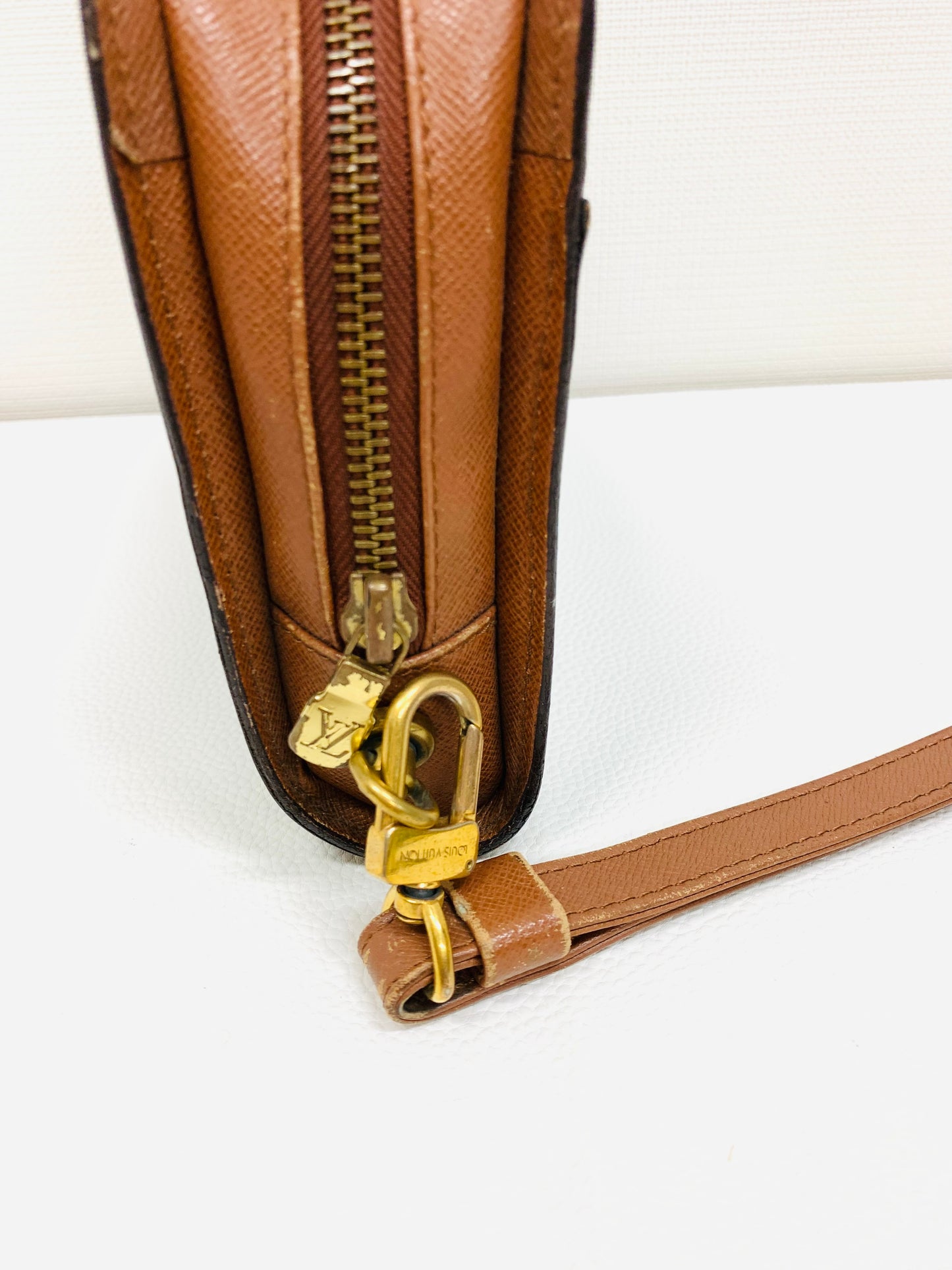 USED LOUIS VUITTON ORSAY CLUTCH BAG