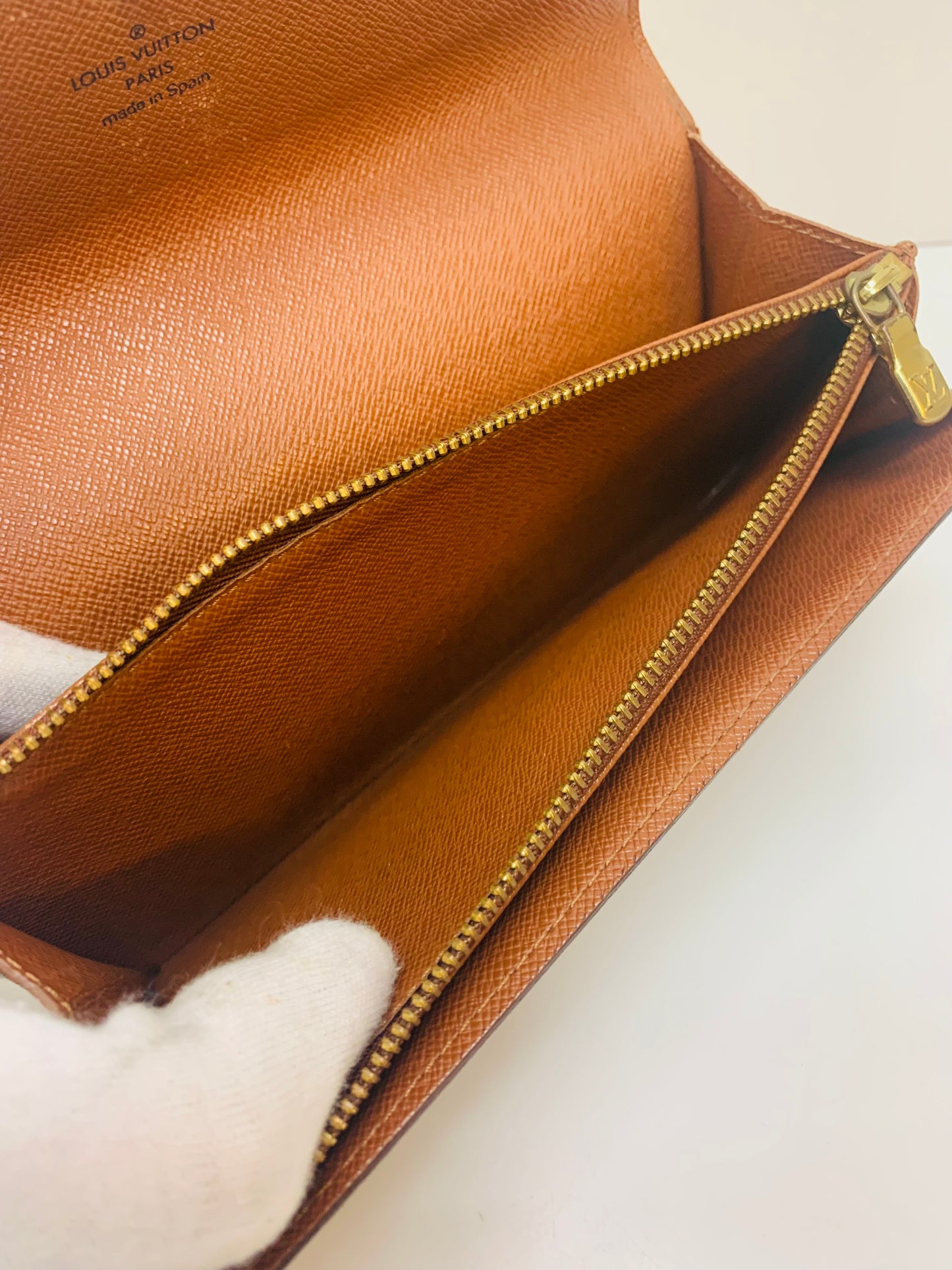 Louis Vuitton Sarah Wallet Moogram