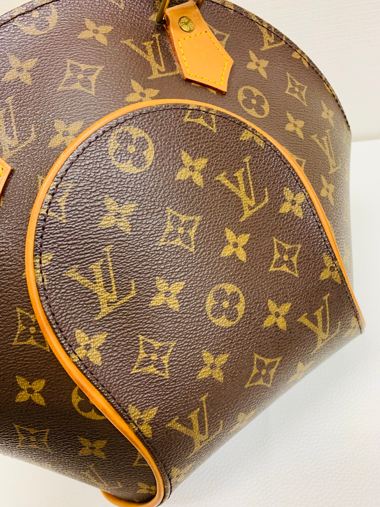 USED LOUIS VUITTON ELLIPSE PM