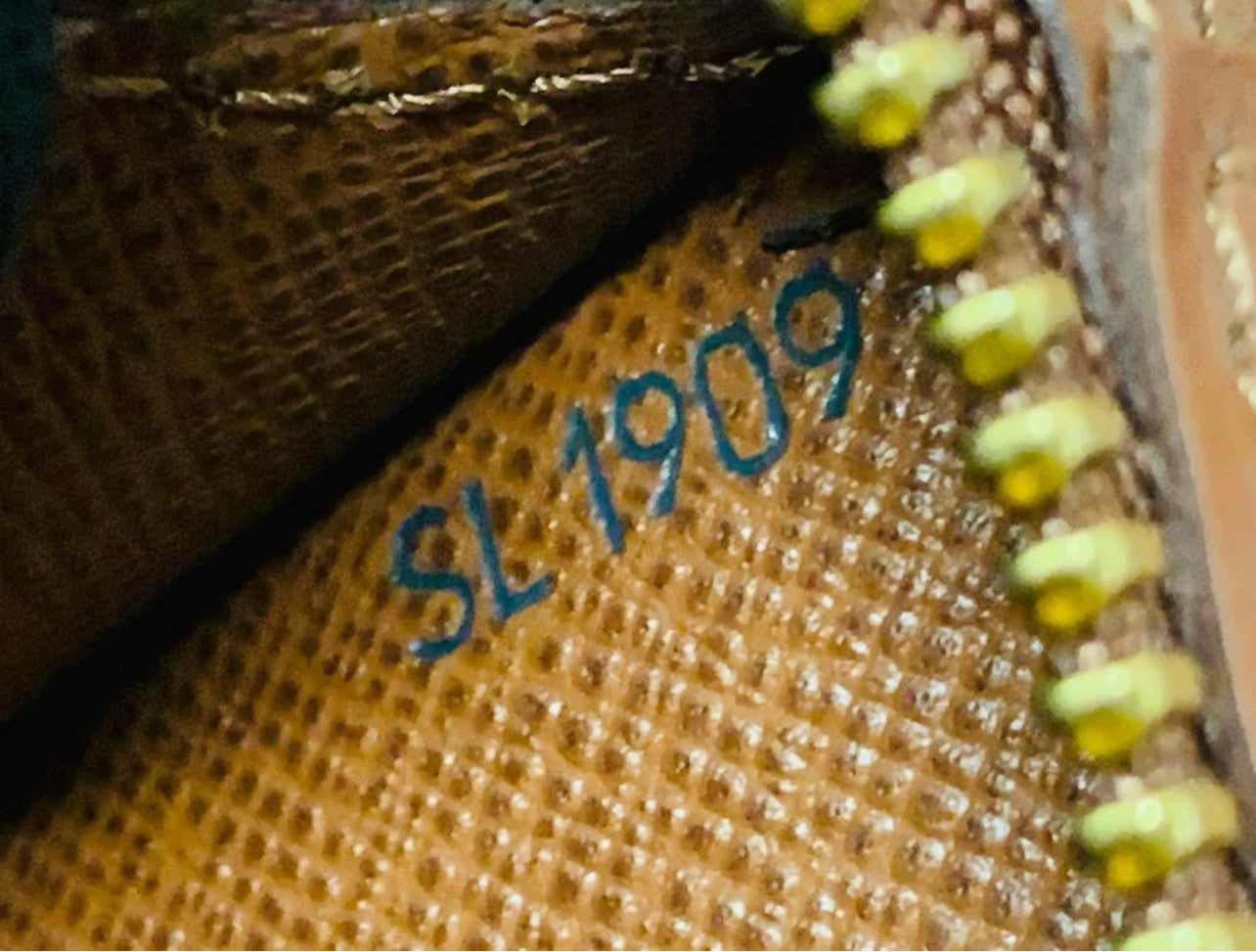 LOUIS VUITTON  Pochette Homme clutch