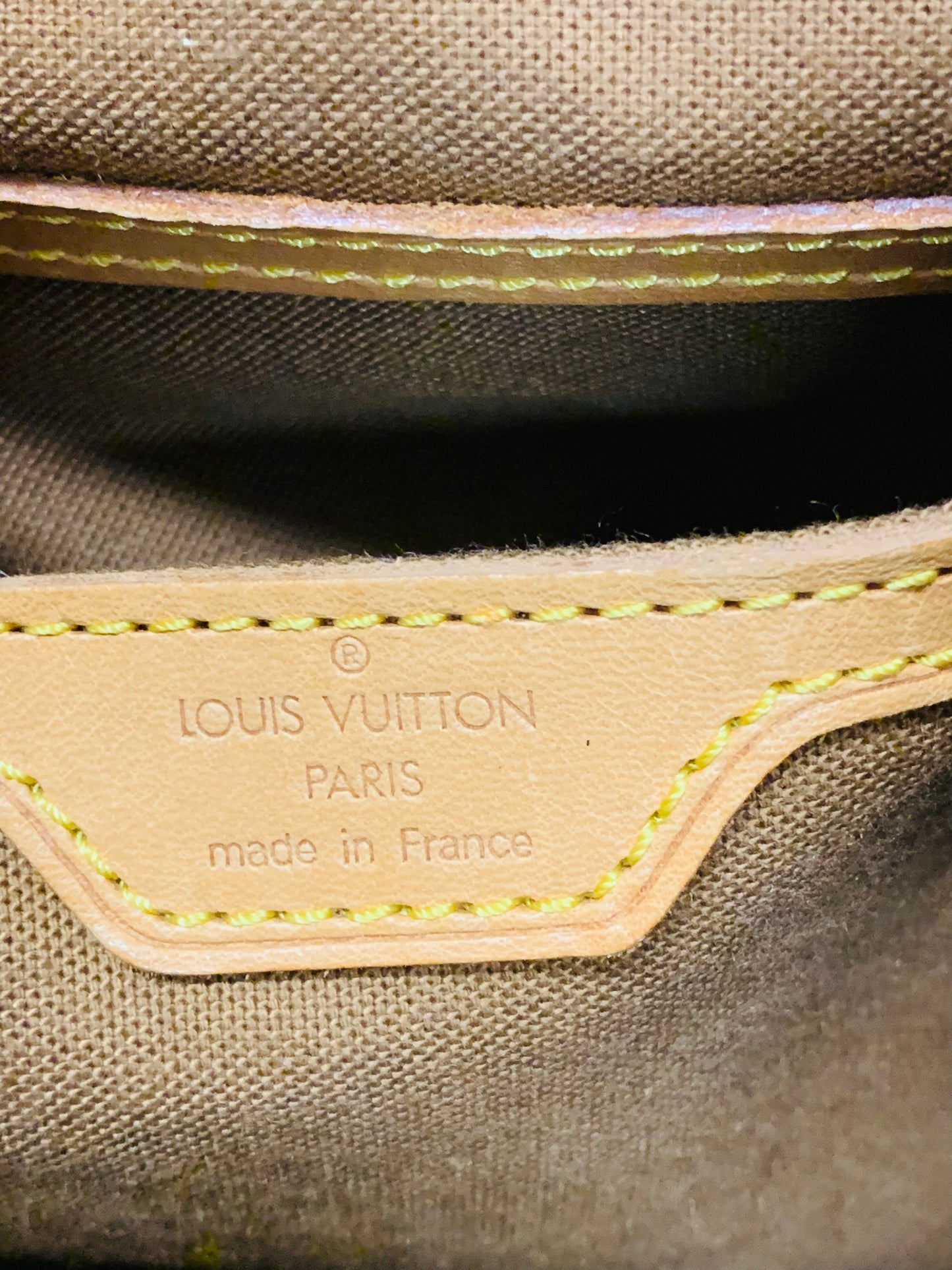 LOUIS VUITTON Montsouris GM