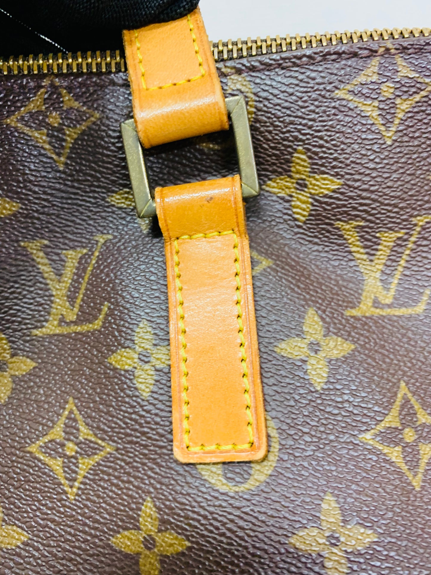 LOUIS VUITTON Cabas Mezzo Tote Bag
