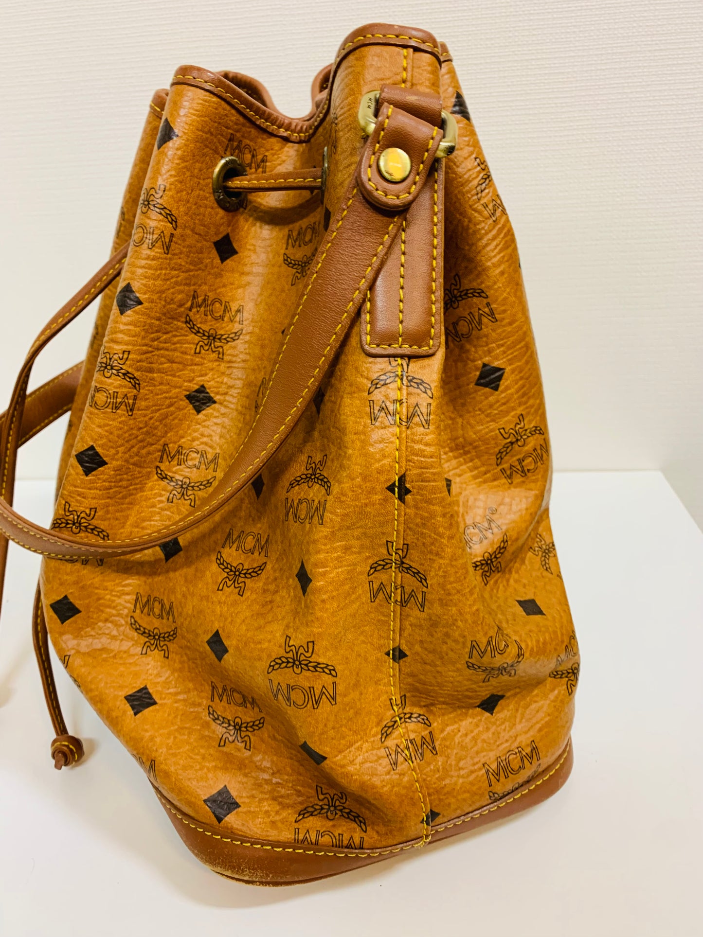 MCM Bucket bag