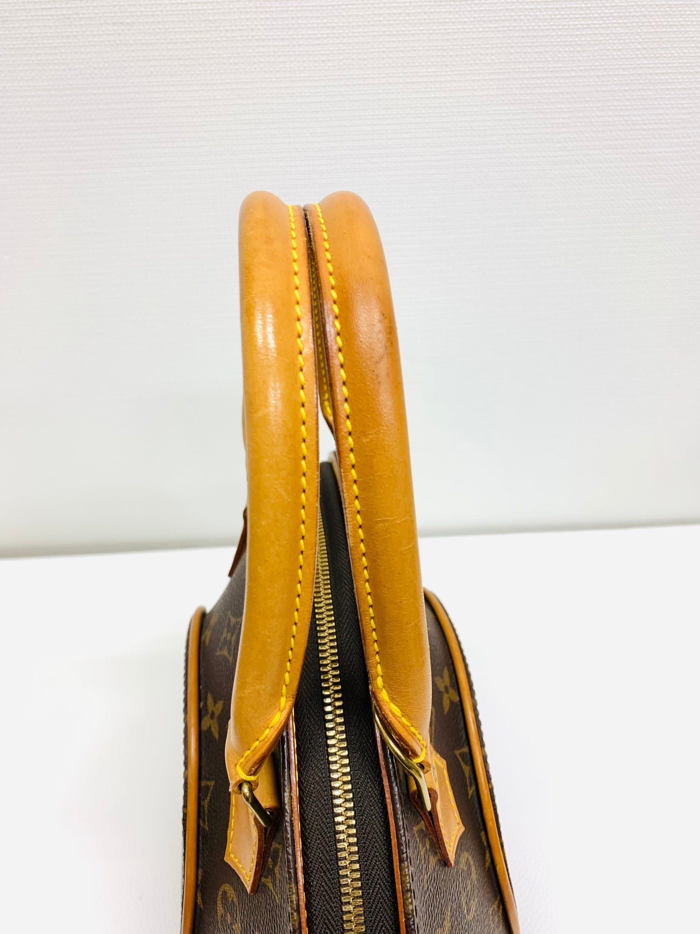 USED LOUIS VUITTON ELLIPSE PM