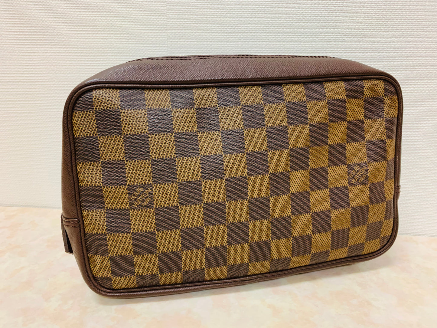 LOUIS VUITTON Trousse Toilette Pochette DE