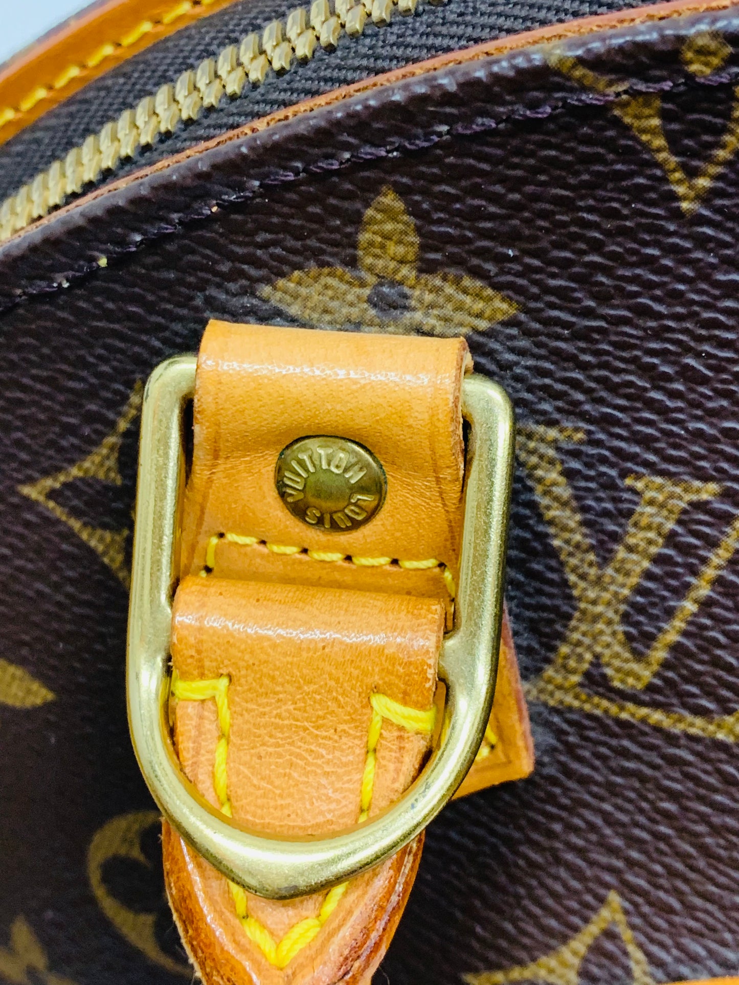 USED LOUIS VUITTON ELLIPSE PM