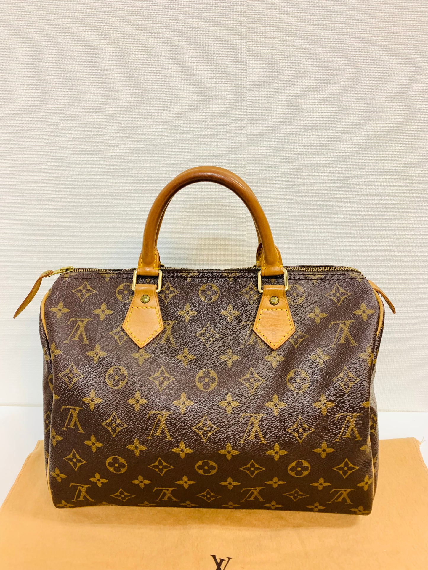 USED LOUIS VUITTON SPEEDY 30