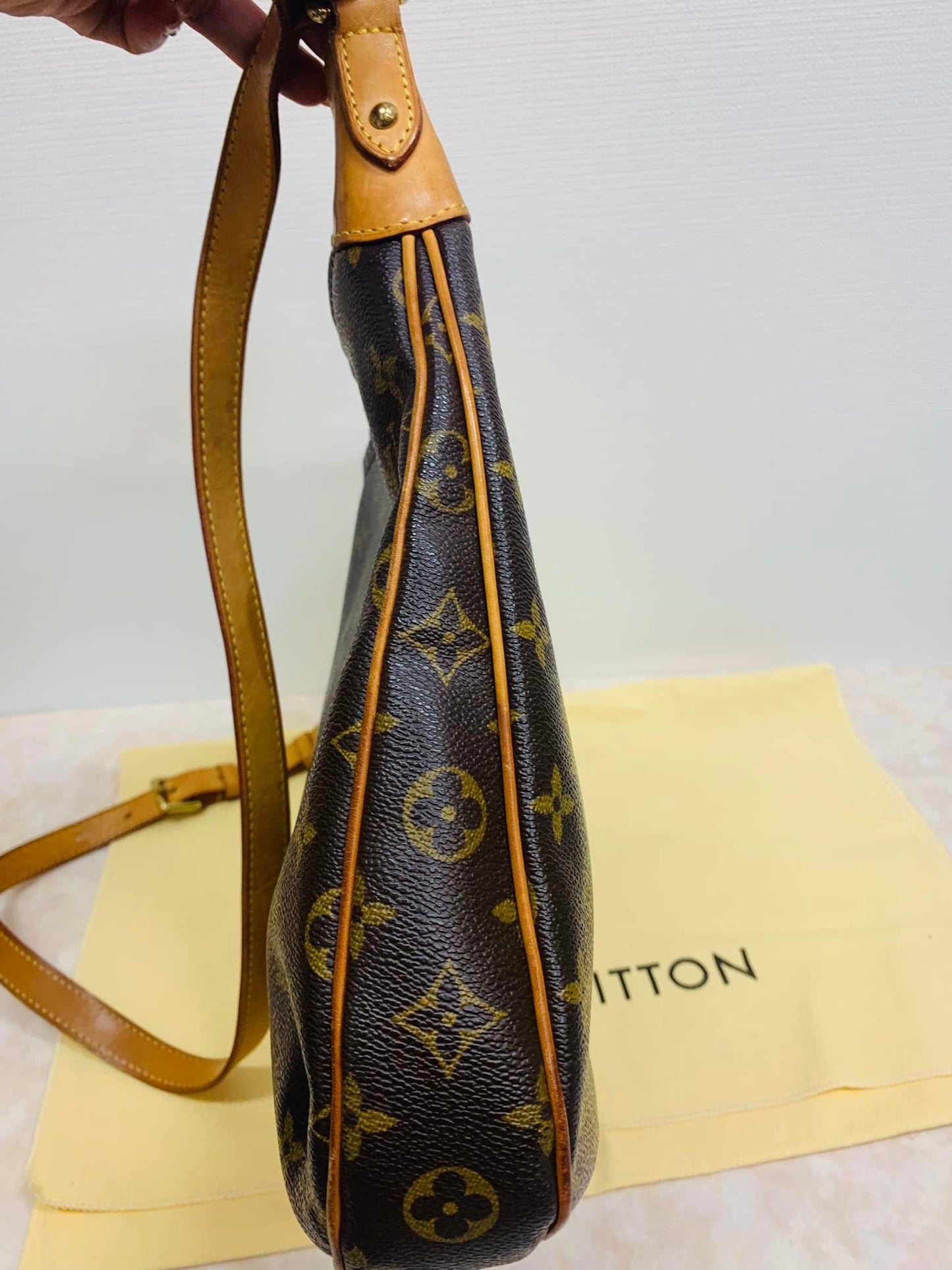 LOUIS VUITTON ODION MM