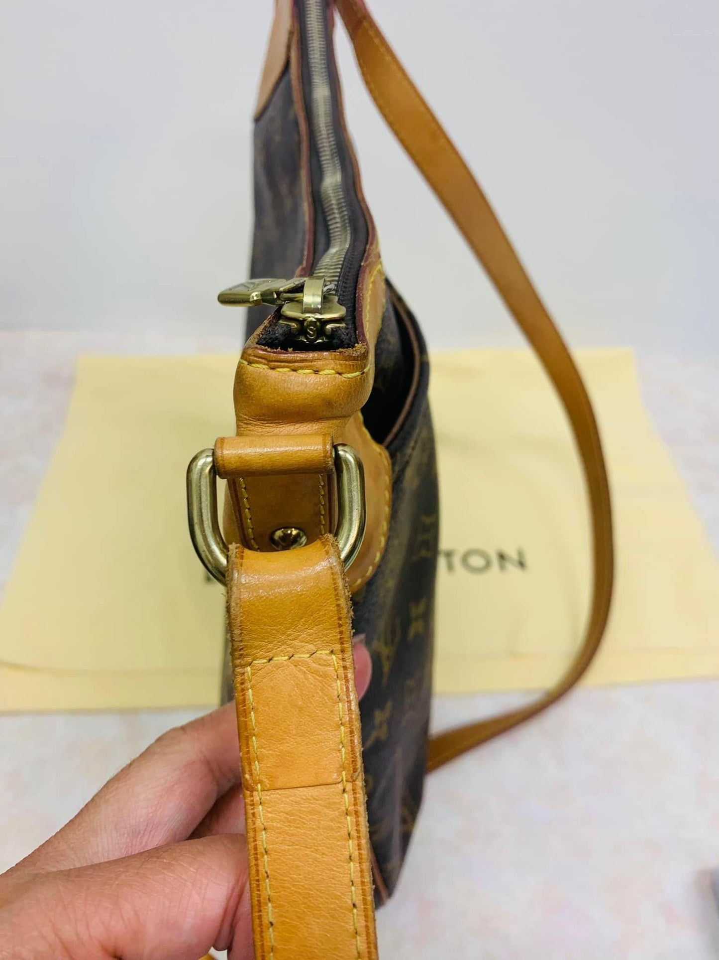 LOUIS VUITTON ODION MM