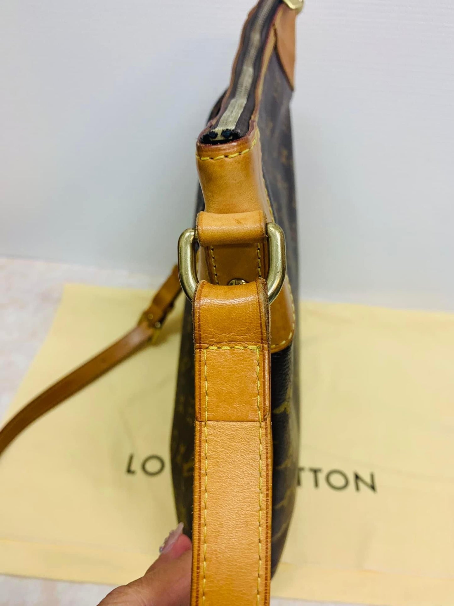 LOUIS VUITTON ODION MM