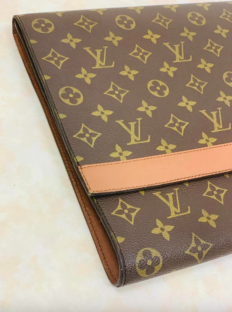 💚 Carryall Portfolio Clutch bag💚