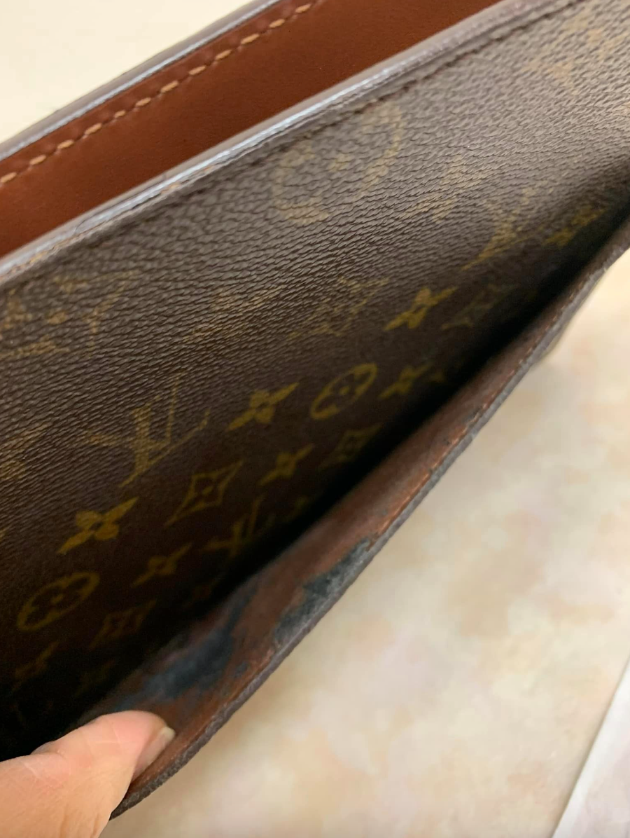 Pochette Homme Monogram