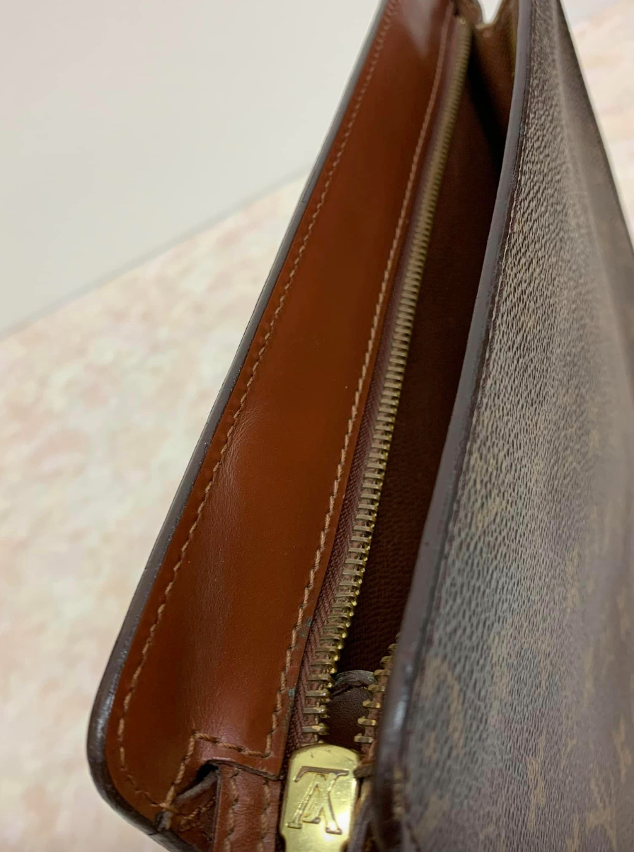 Pochette Homme Monogram