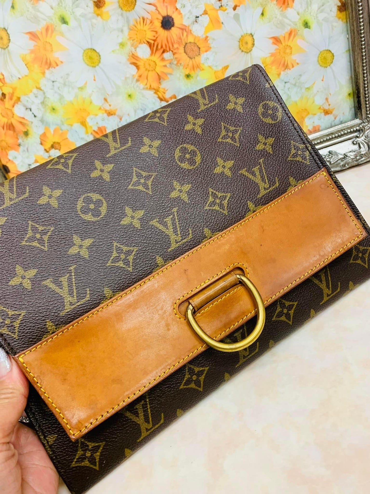Louis Vuitton Lena Clutch Bag