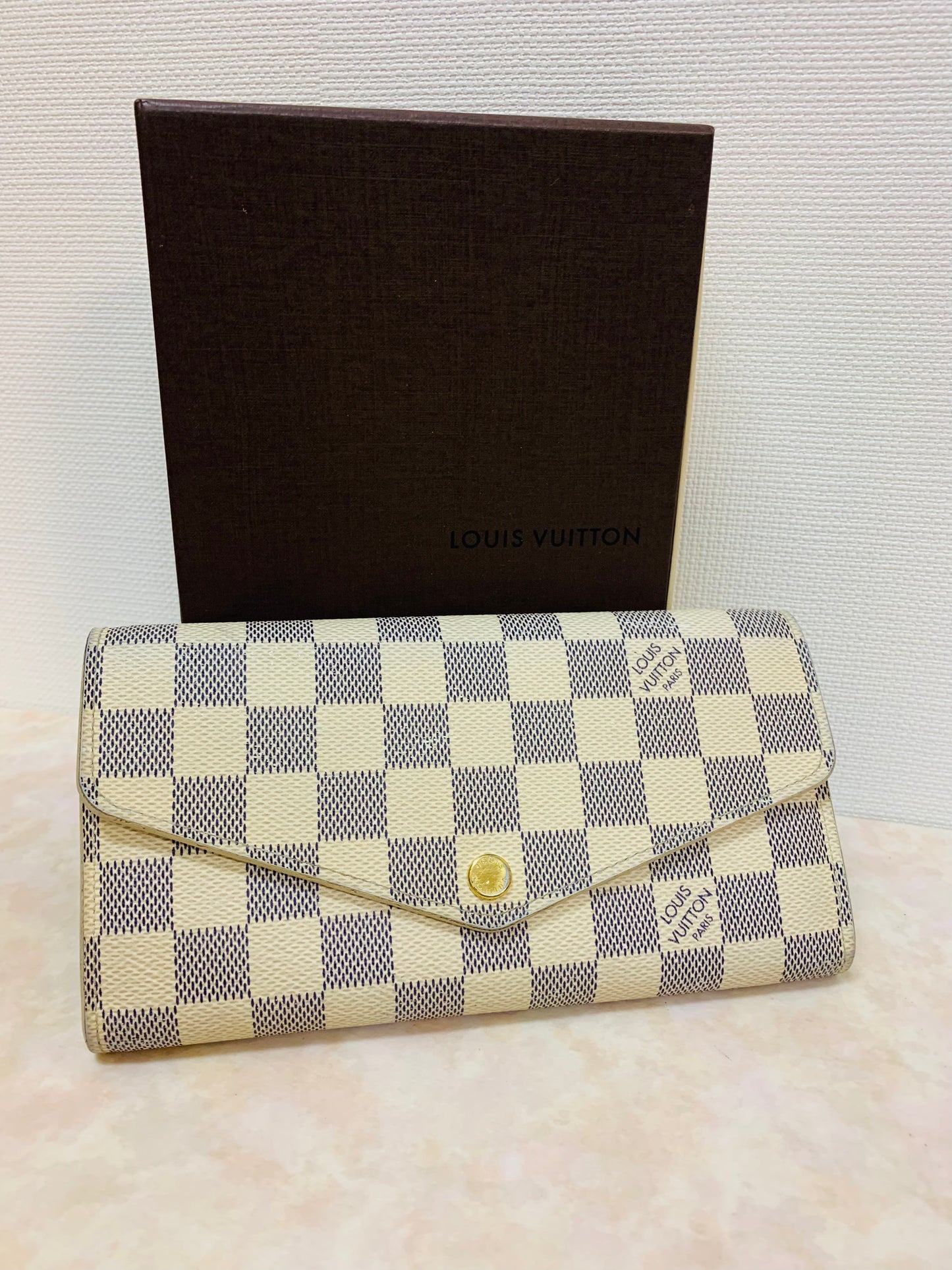 LOUIS VUITTON Sarah wallet DA New Model