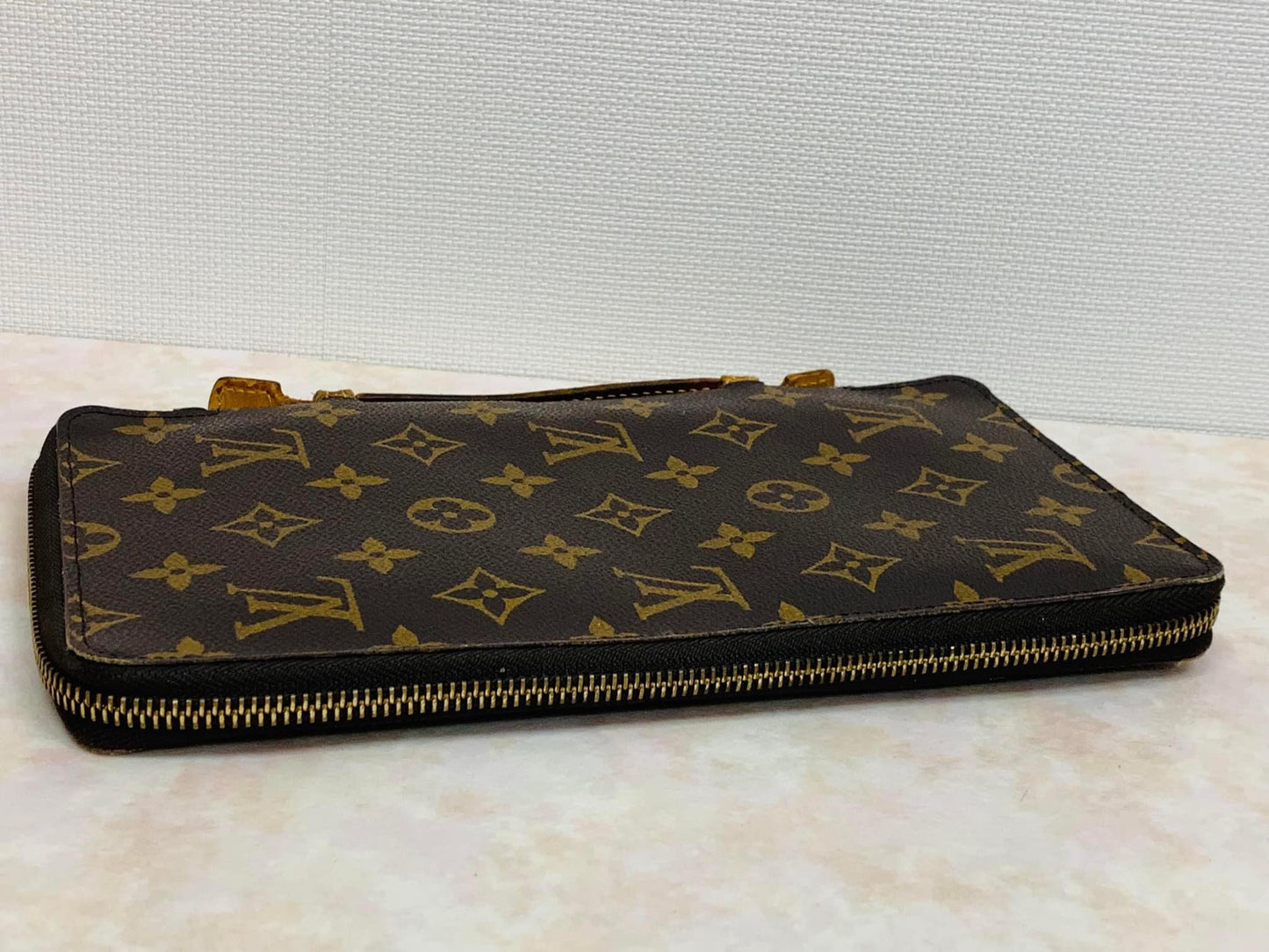 LOUIS VUITTON Travel Organizer