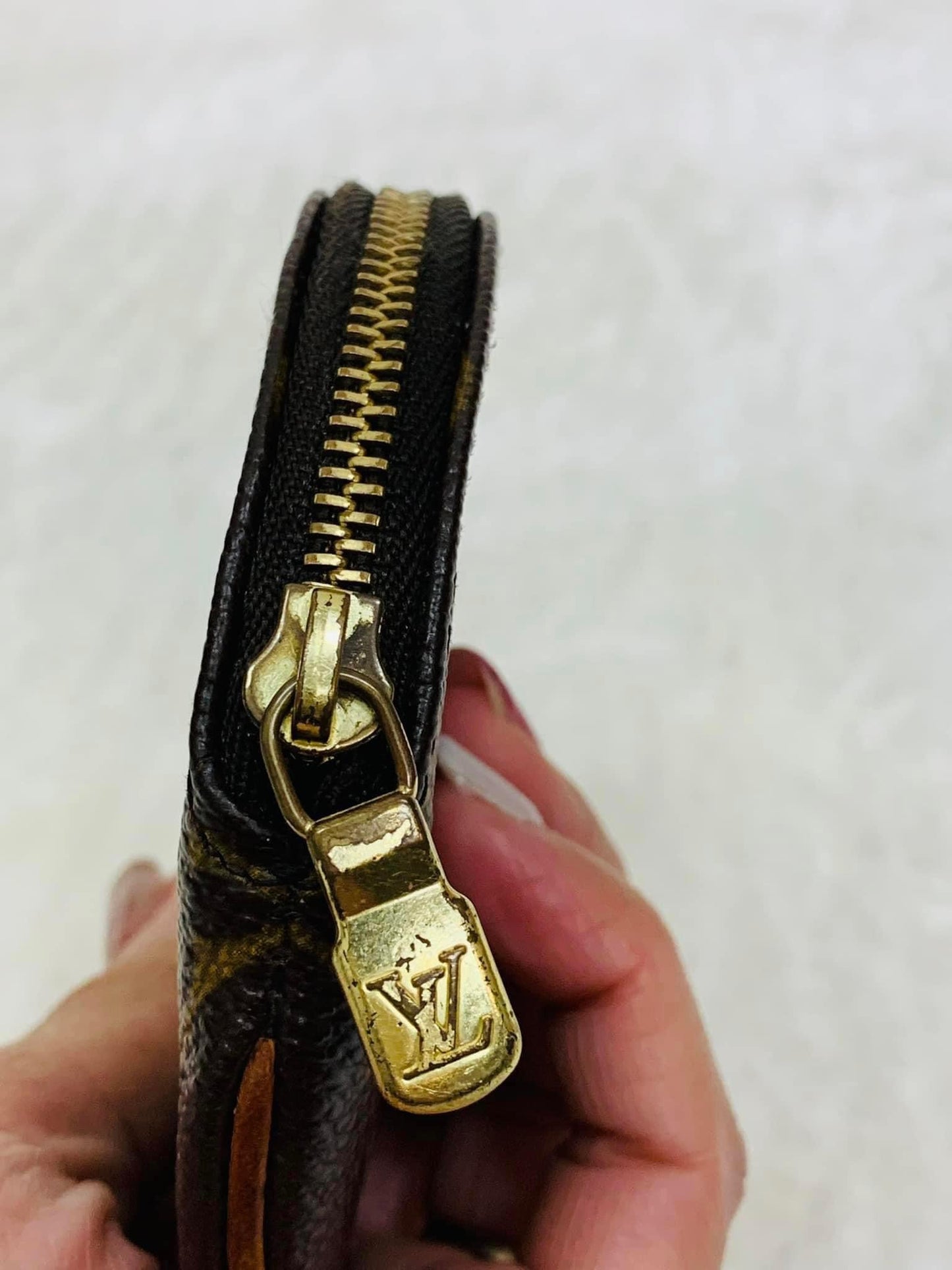 LOUIS VUITTON Round Coin Purse