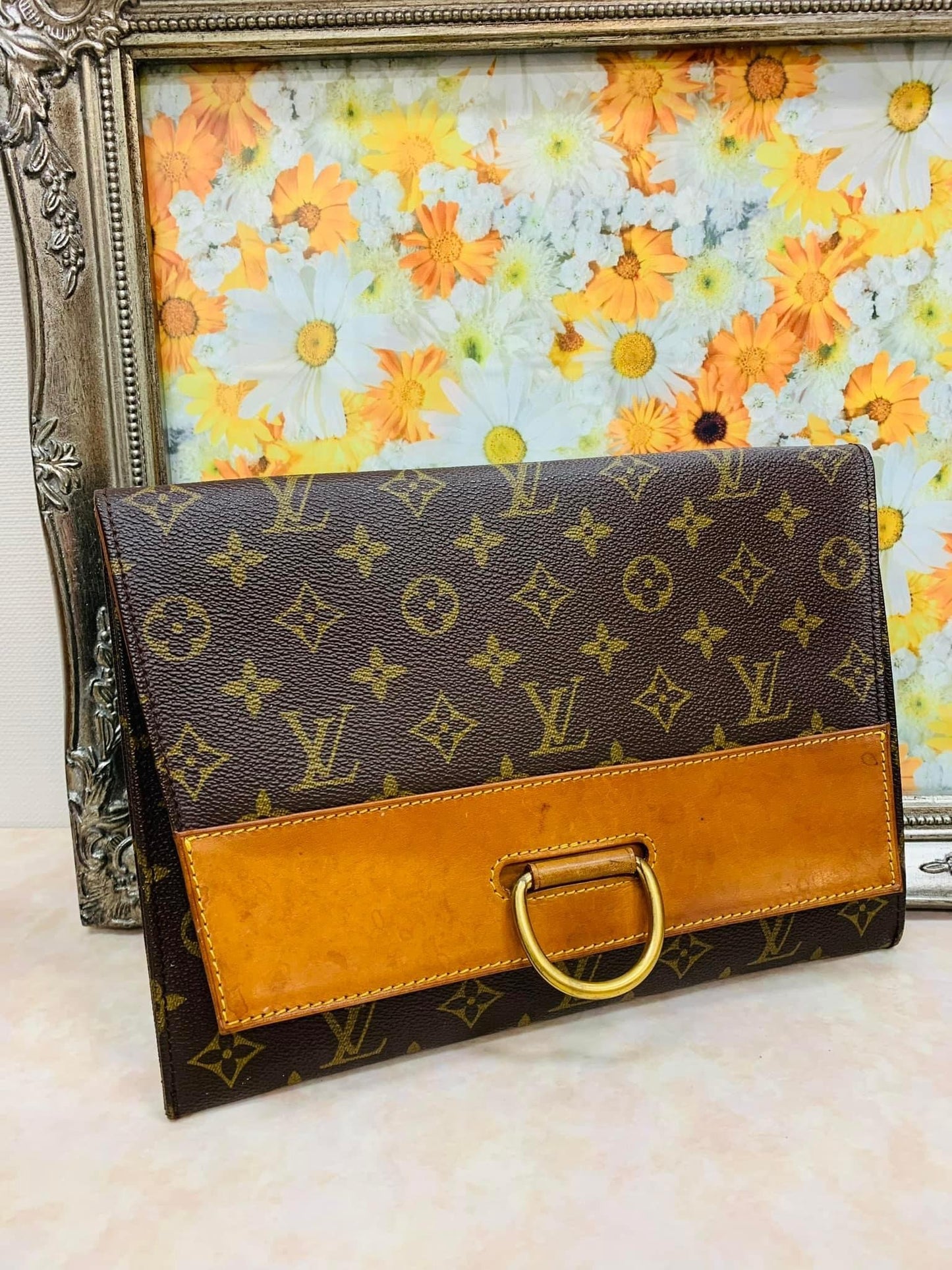 Louis Vuitton Lena Clutch Bag
