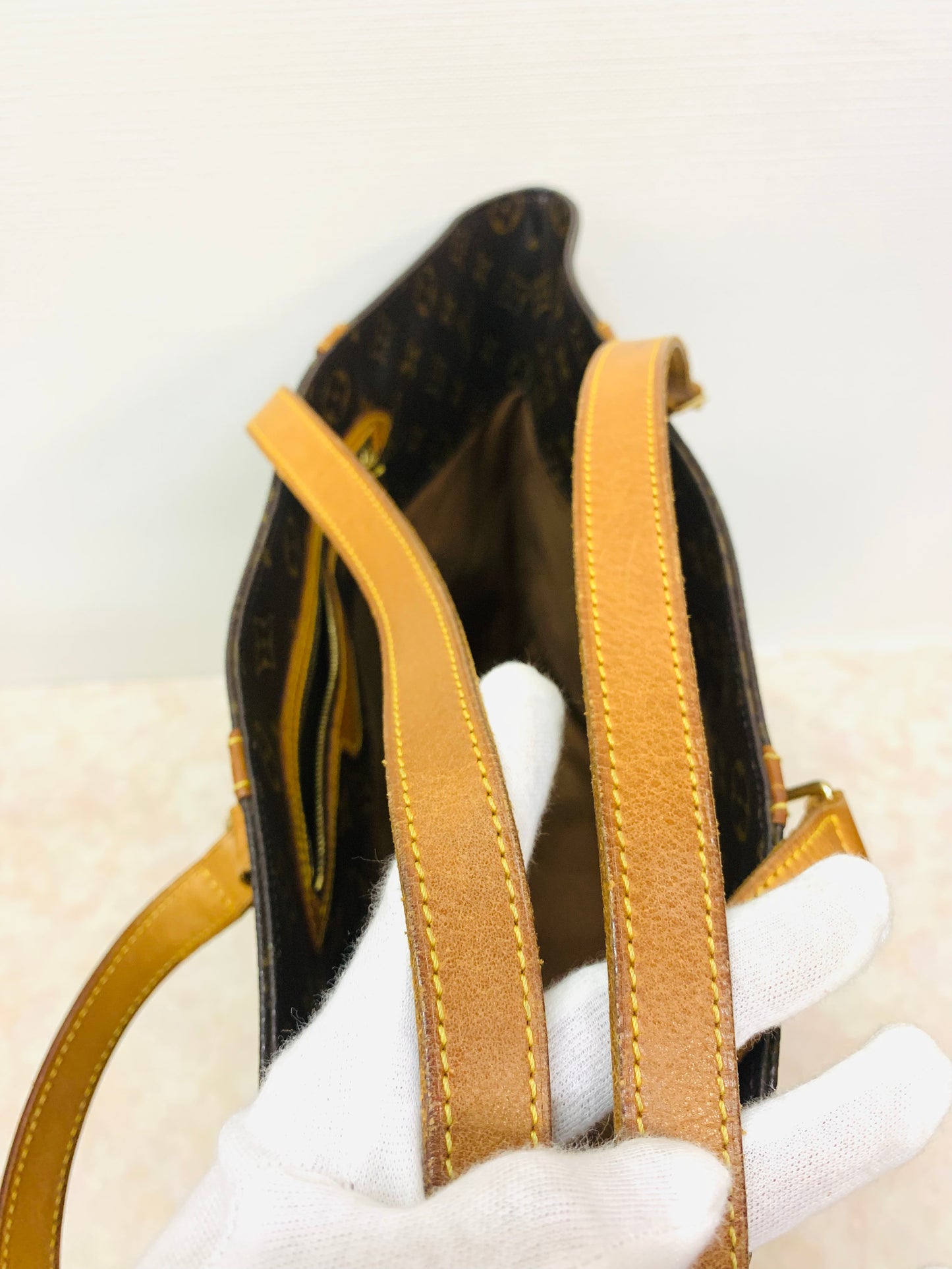 LOUIS VUITTON Sac Shopping Tote