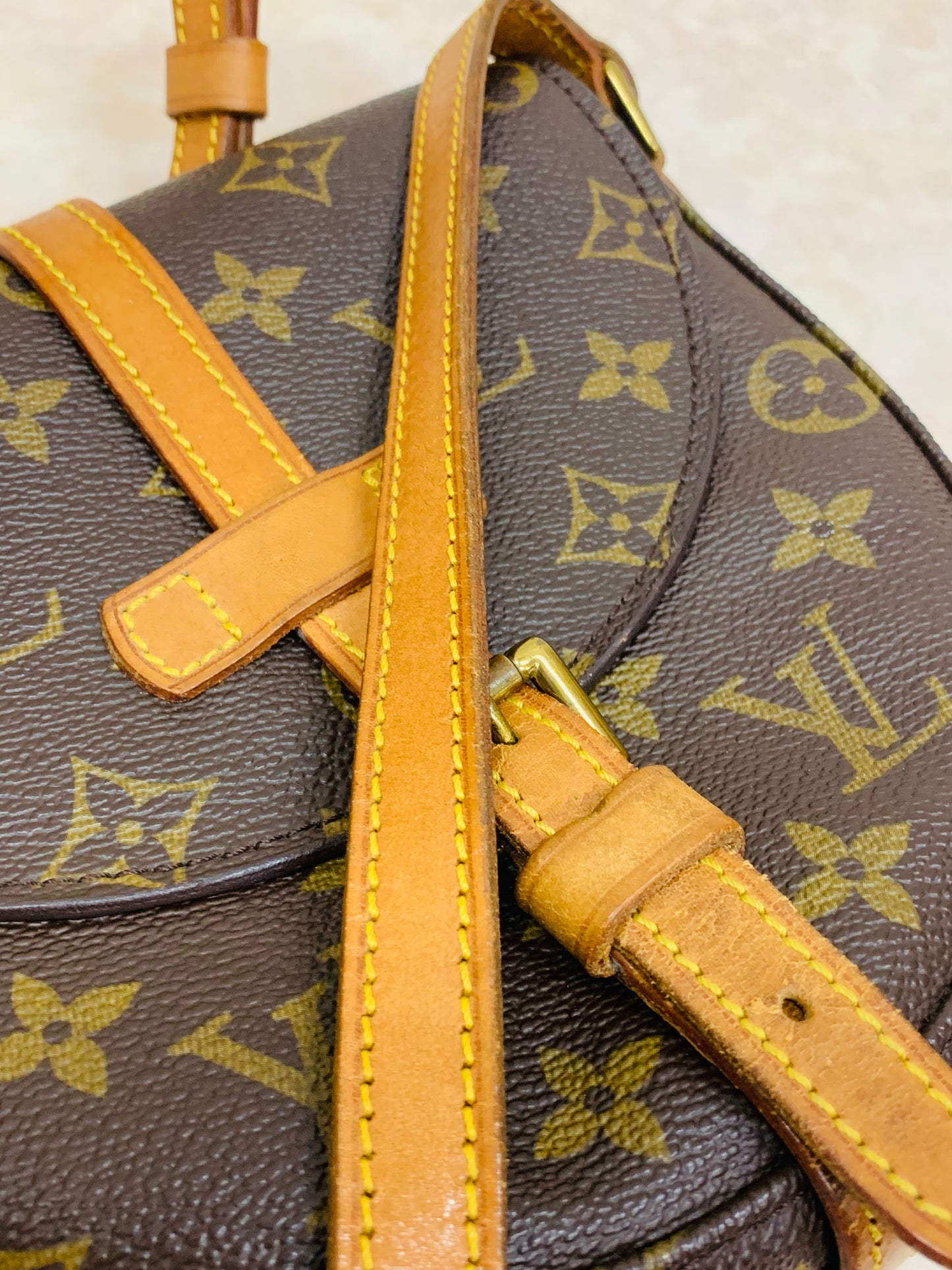 Authentic LOUIS VUITTON Chantilly PM