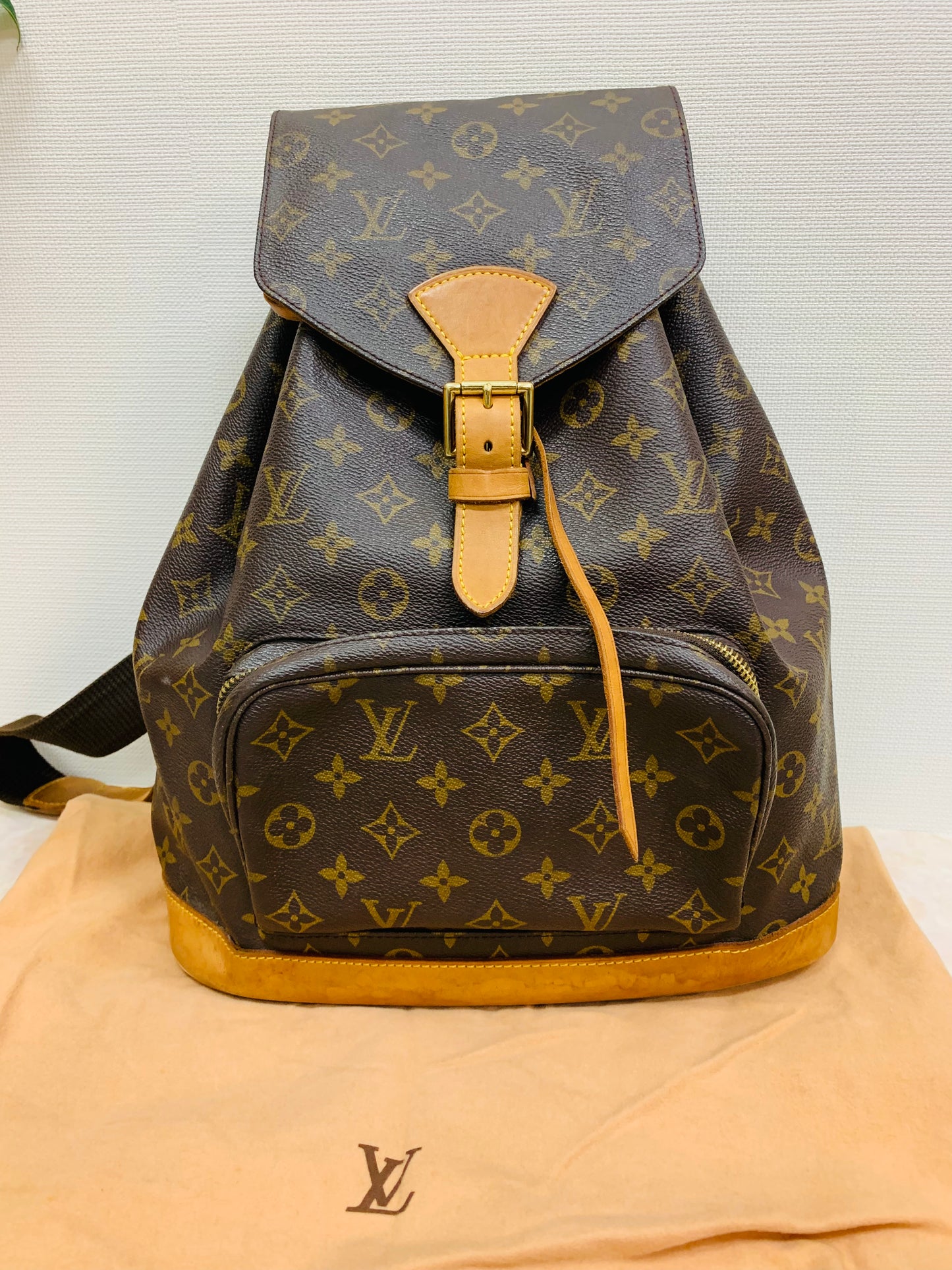 Authentic Louis Vuitton Montsories GM
