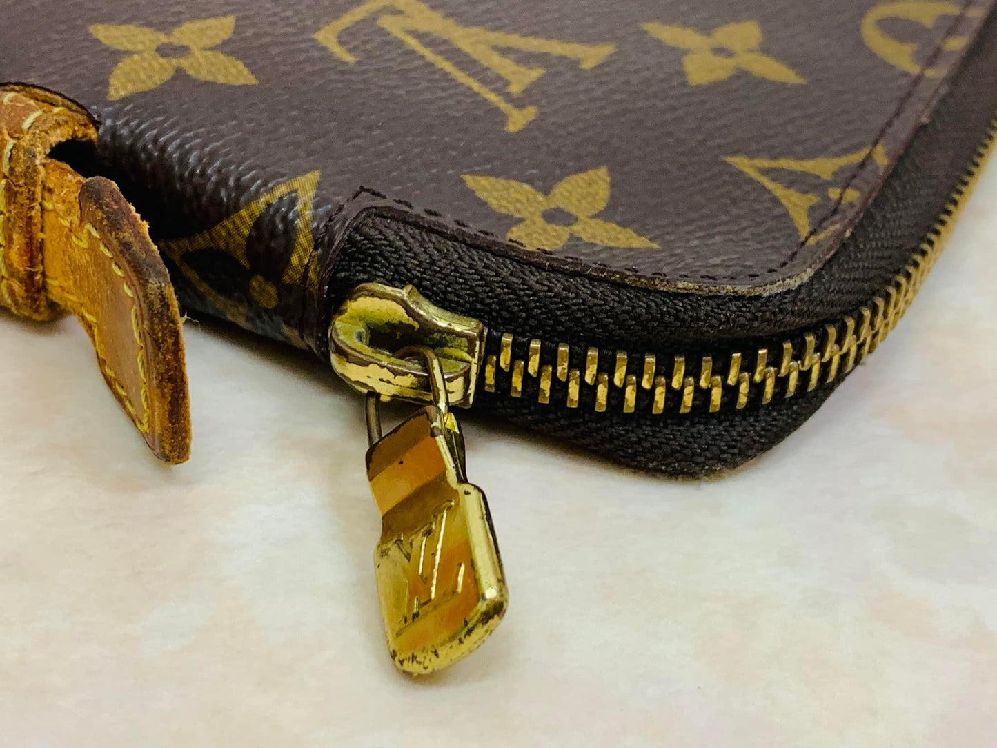 LOUIS VUITTON Travel Organizer