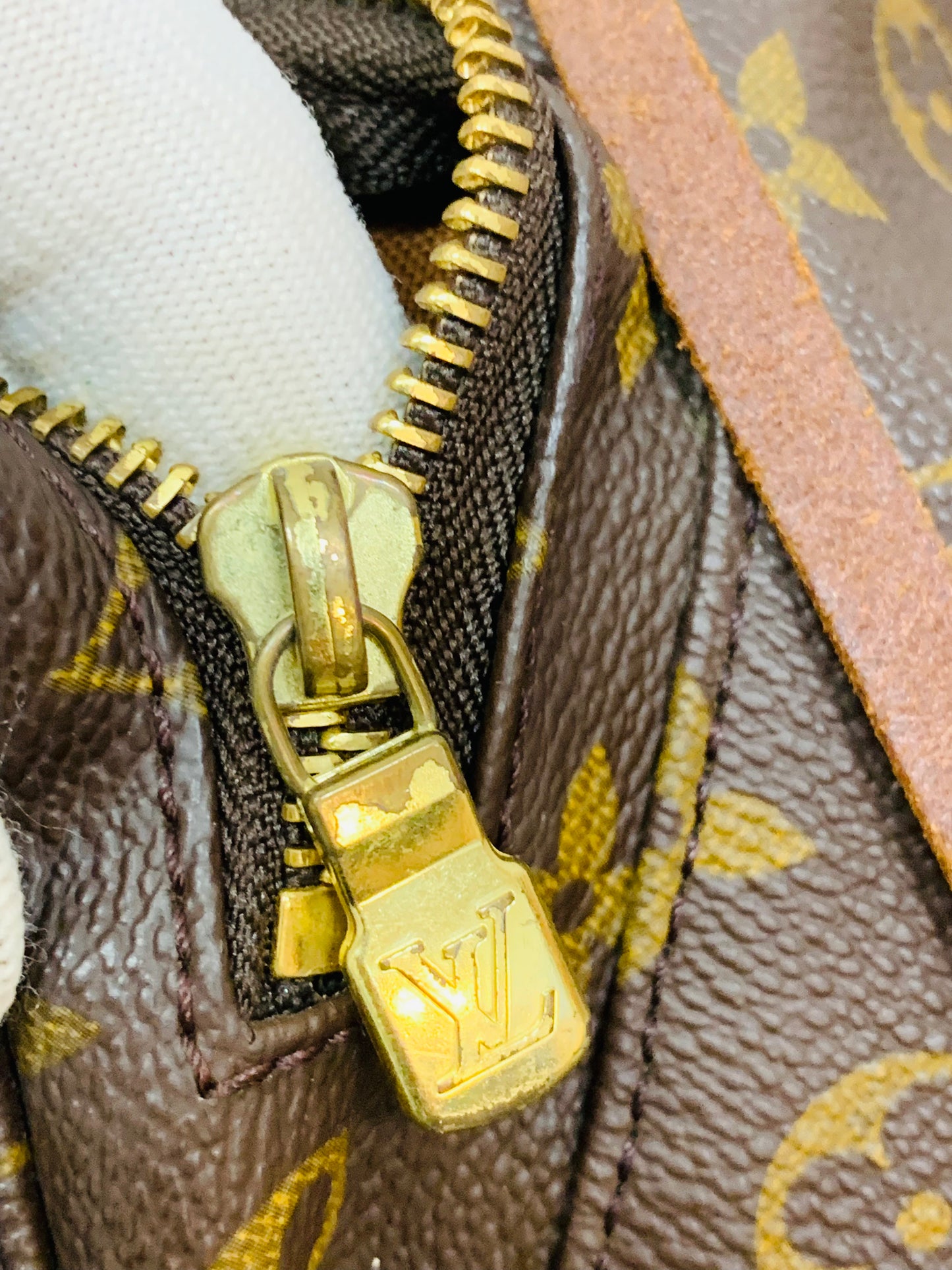 Authentic Louis Vuitton Montsories GM