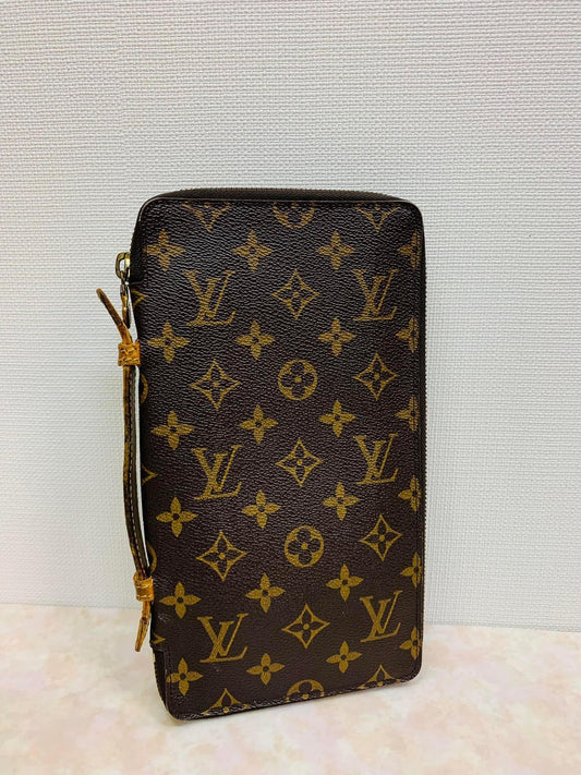 LOUIS VUITTON Travel Organizer