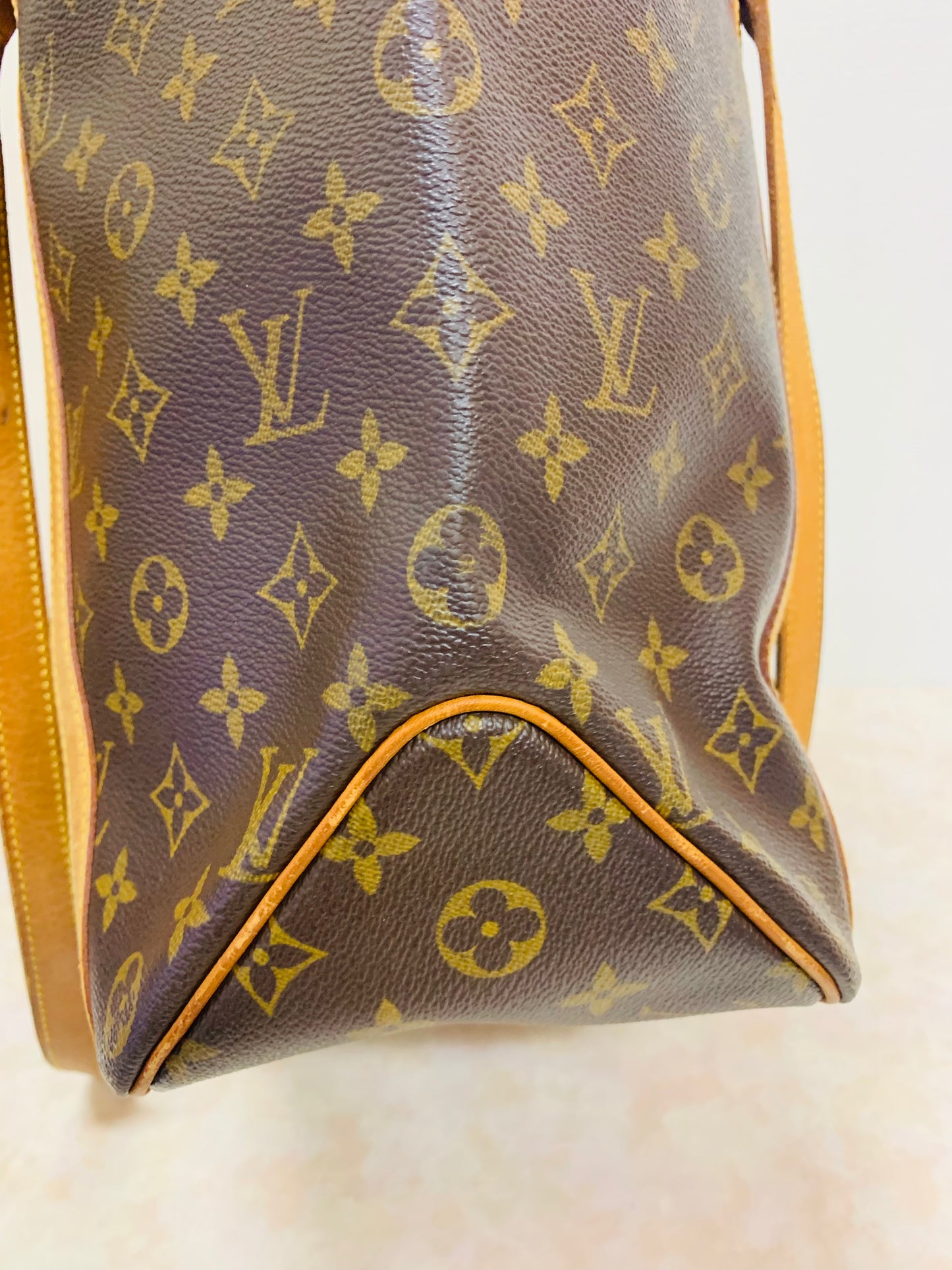 LOUIS VUITTON Sac Shopping Tote