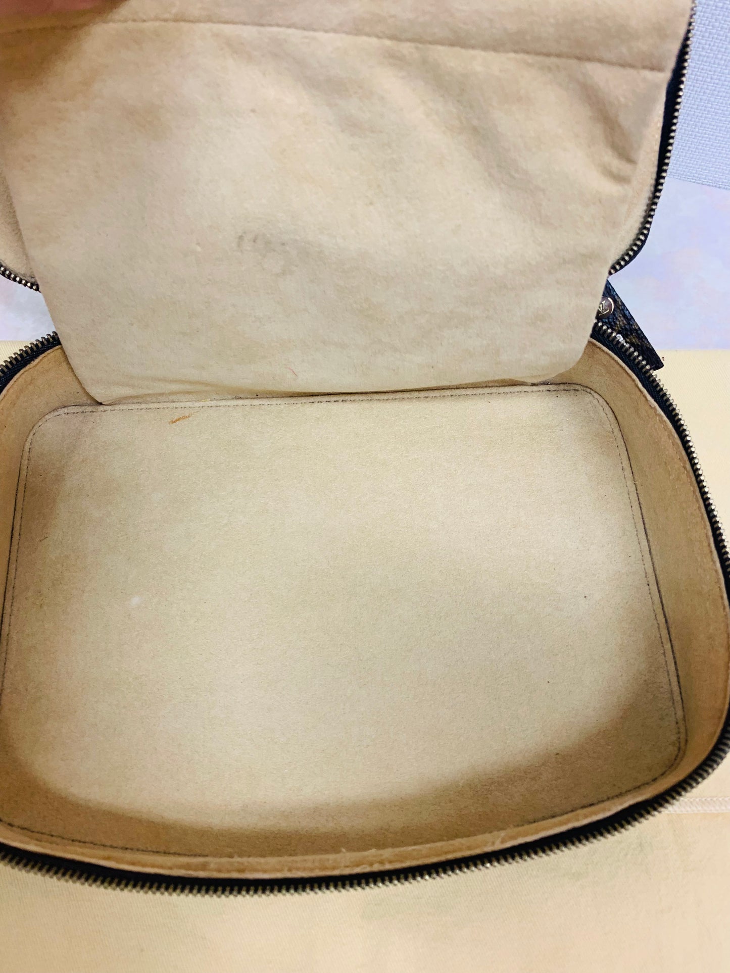 LOUIS VUITTON Monte Carlo Jewelry Case