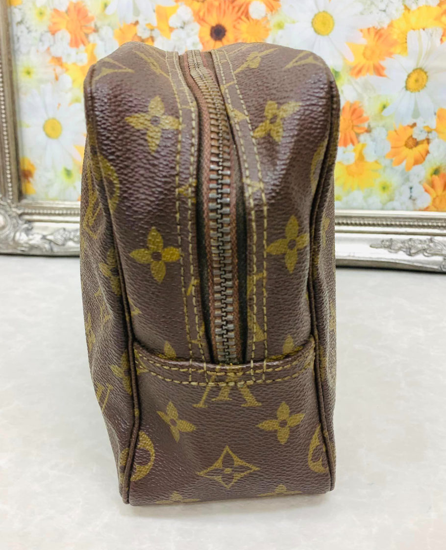 Louis Vuitton Trousse 28
