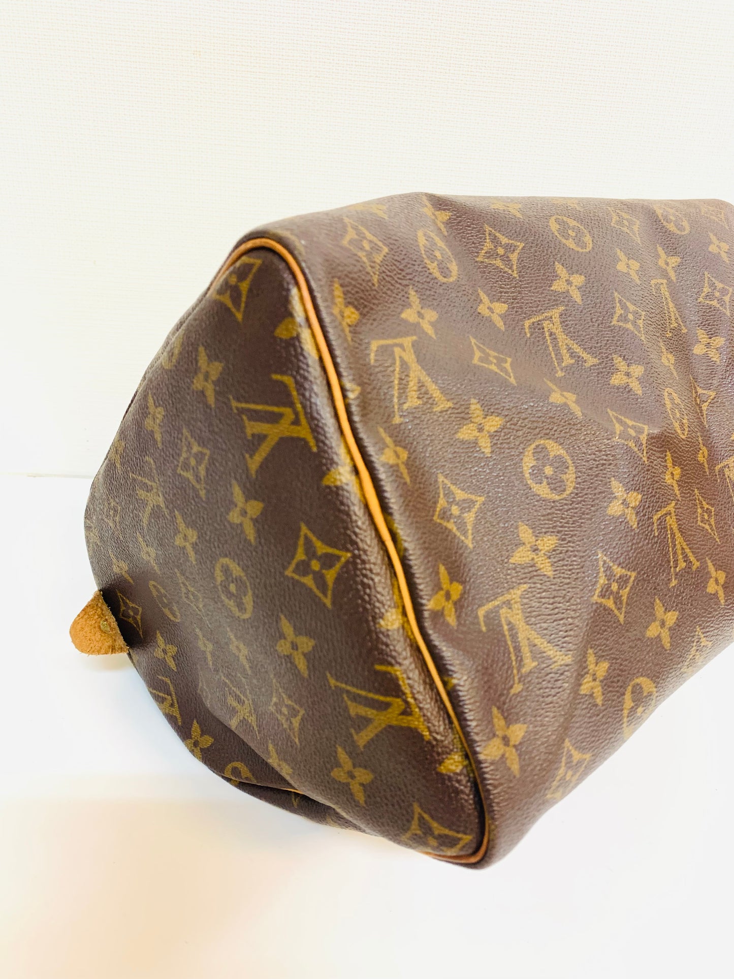 LOUIS VUITTON Speedy 30