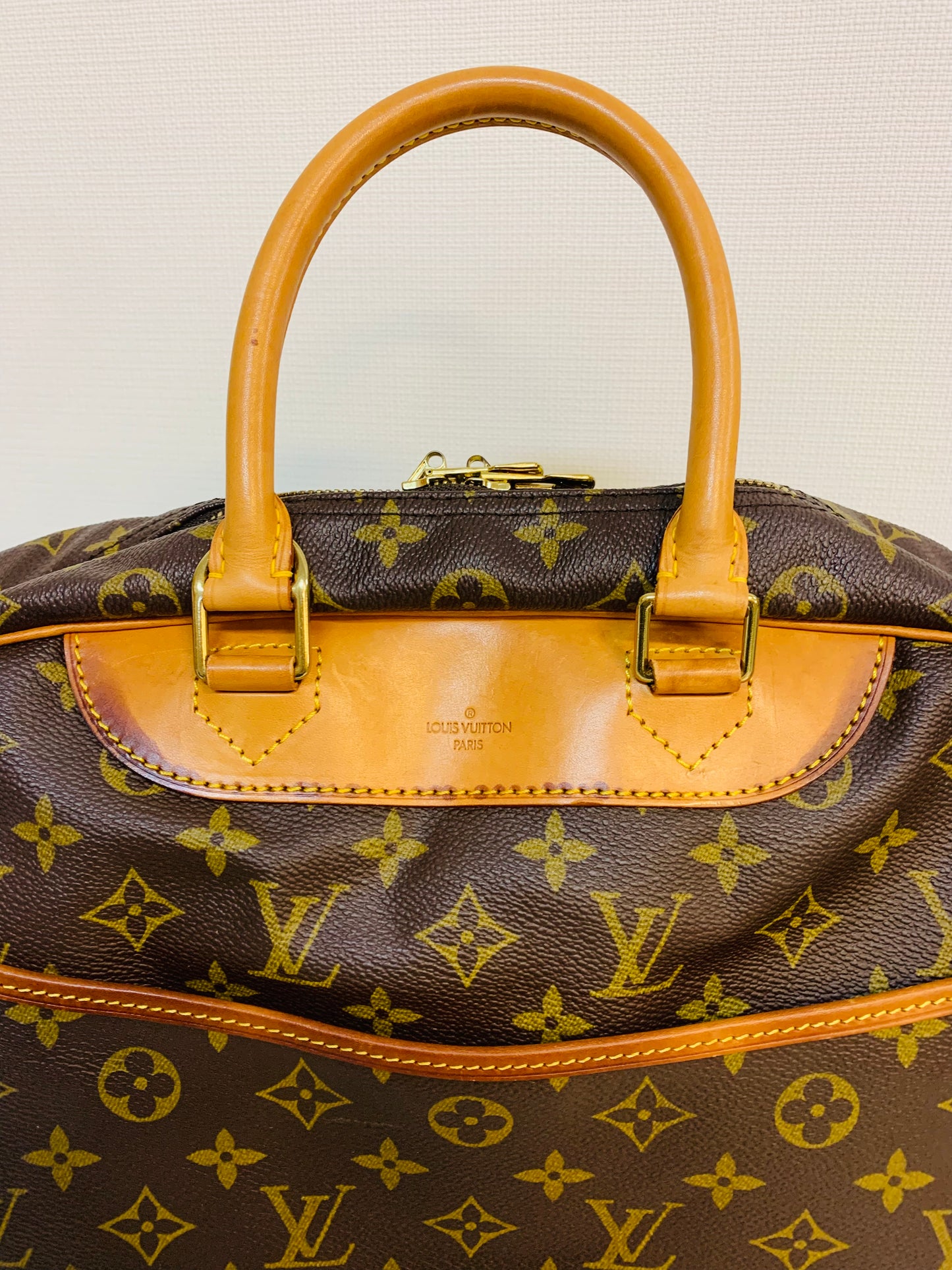 LOUIS VUITTON DEAUVILLE