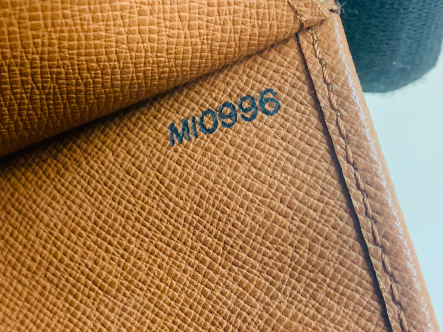 Louis Vuitton Monogram Bordeaux shoulder bag