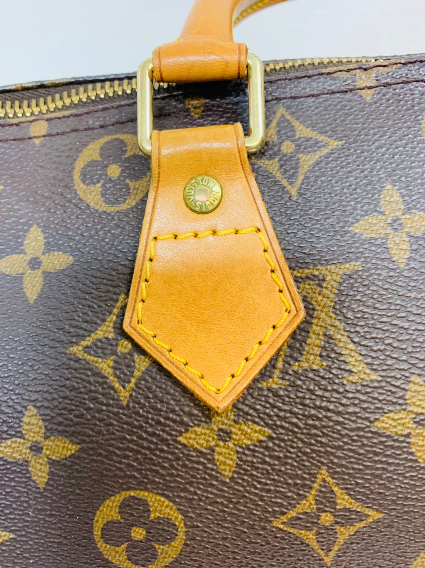 USED LOUIS VUITTON SPEEDY 30