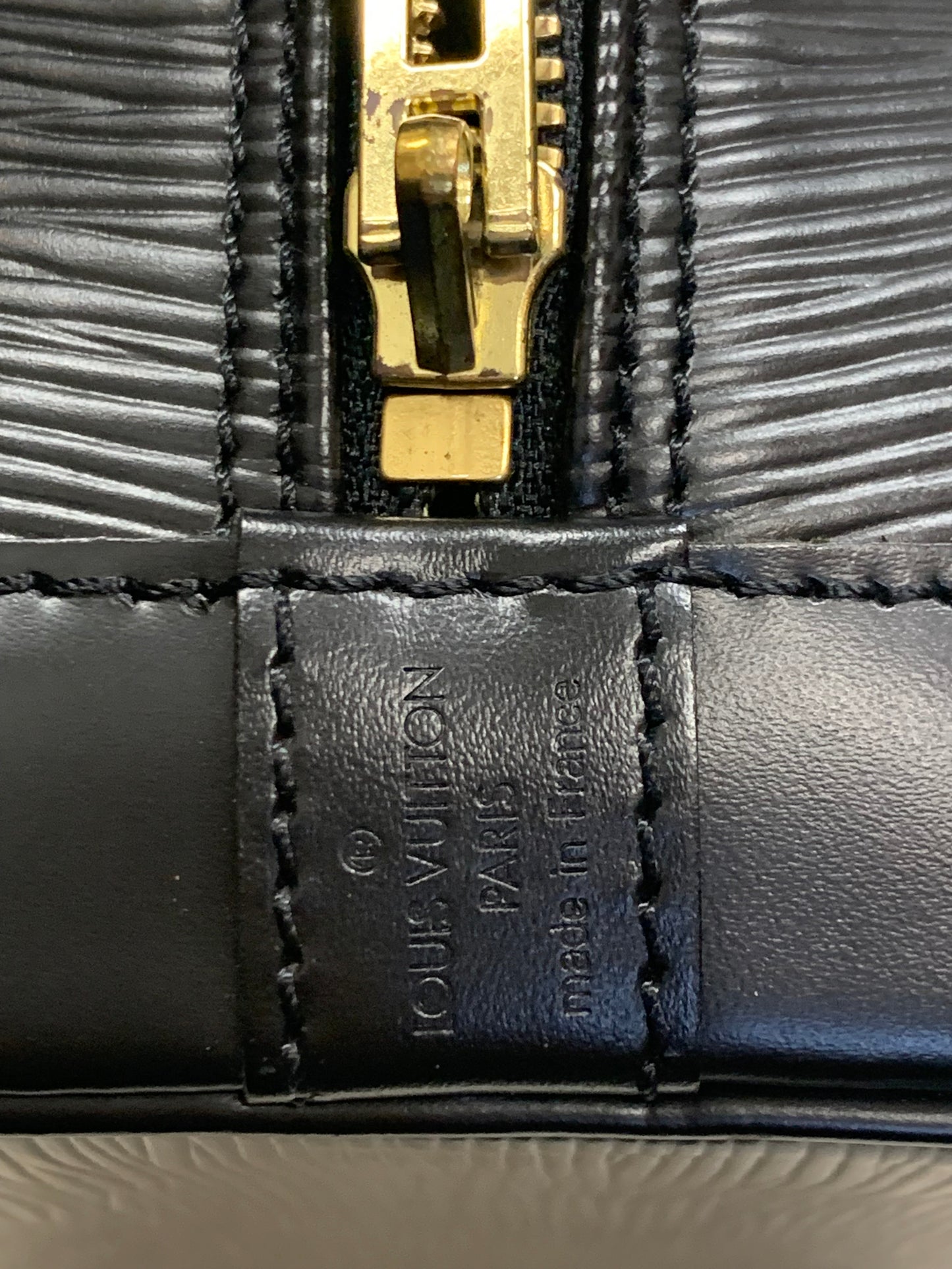 Louis Vuitton  Alma PM Epi Noir