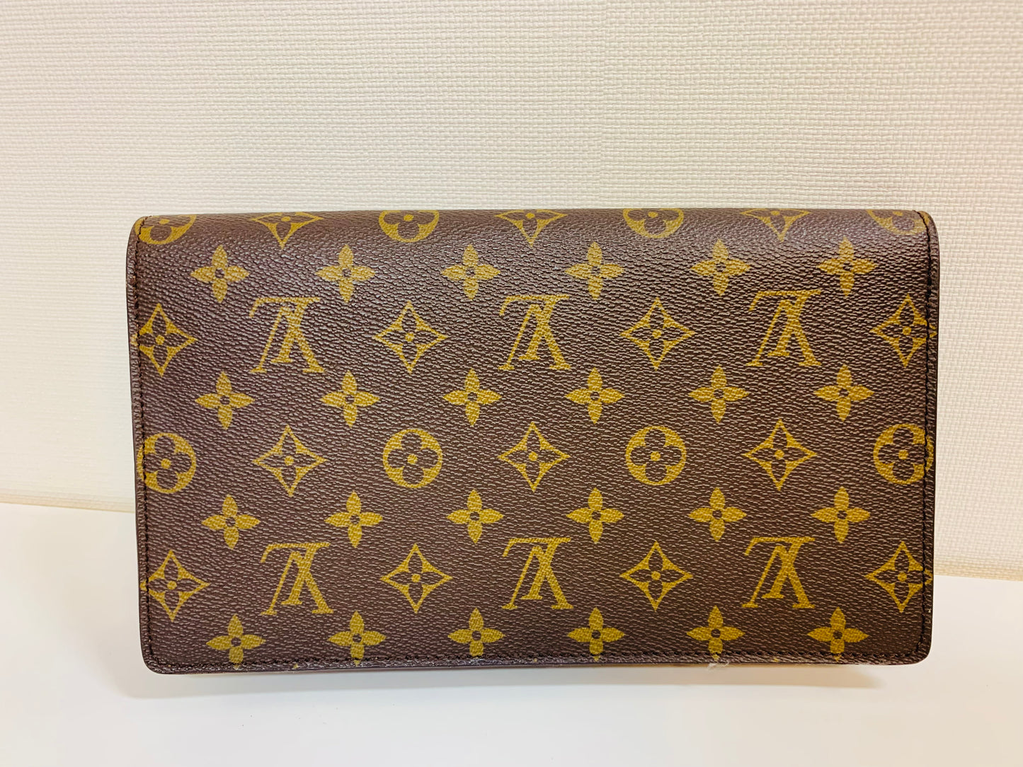 USED LOUIS VUITTON CHAILOT CLUTCH BAG