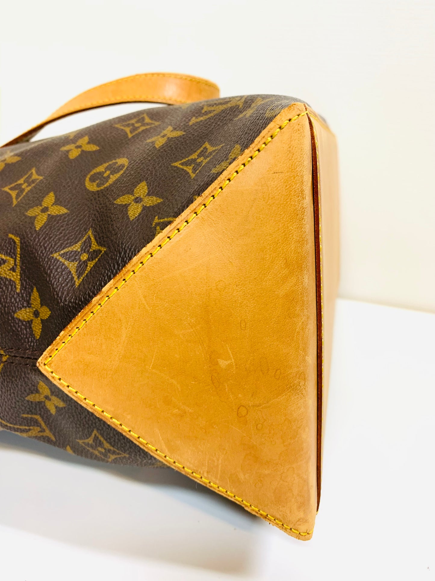 USED LOUIS VUITTON CABAS MEZZO