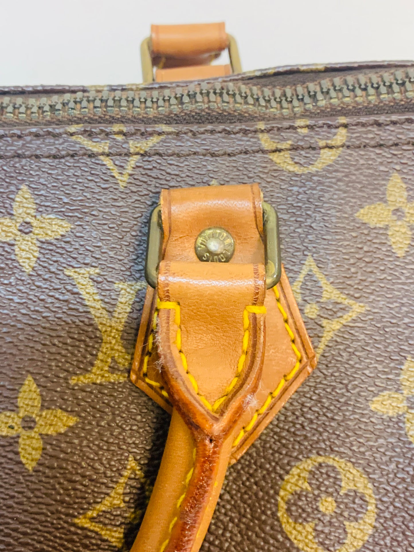 LOUIS VUITTON SPEEDY 35