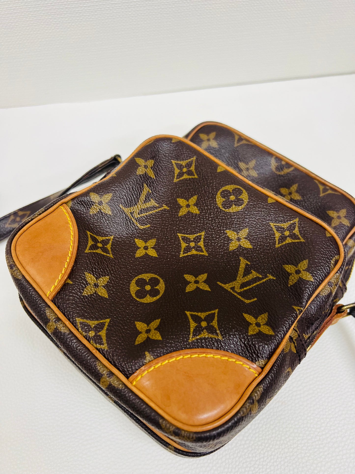 USED LOUIS VUITTON AMAZON