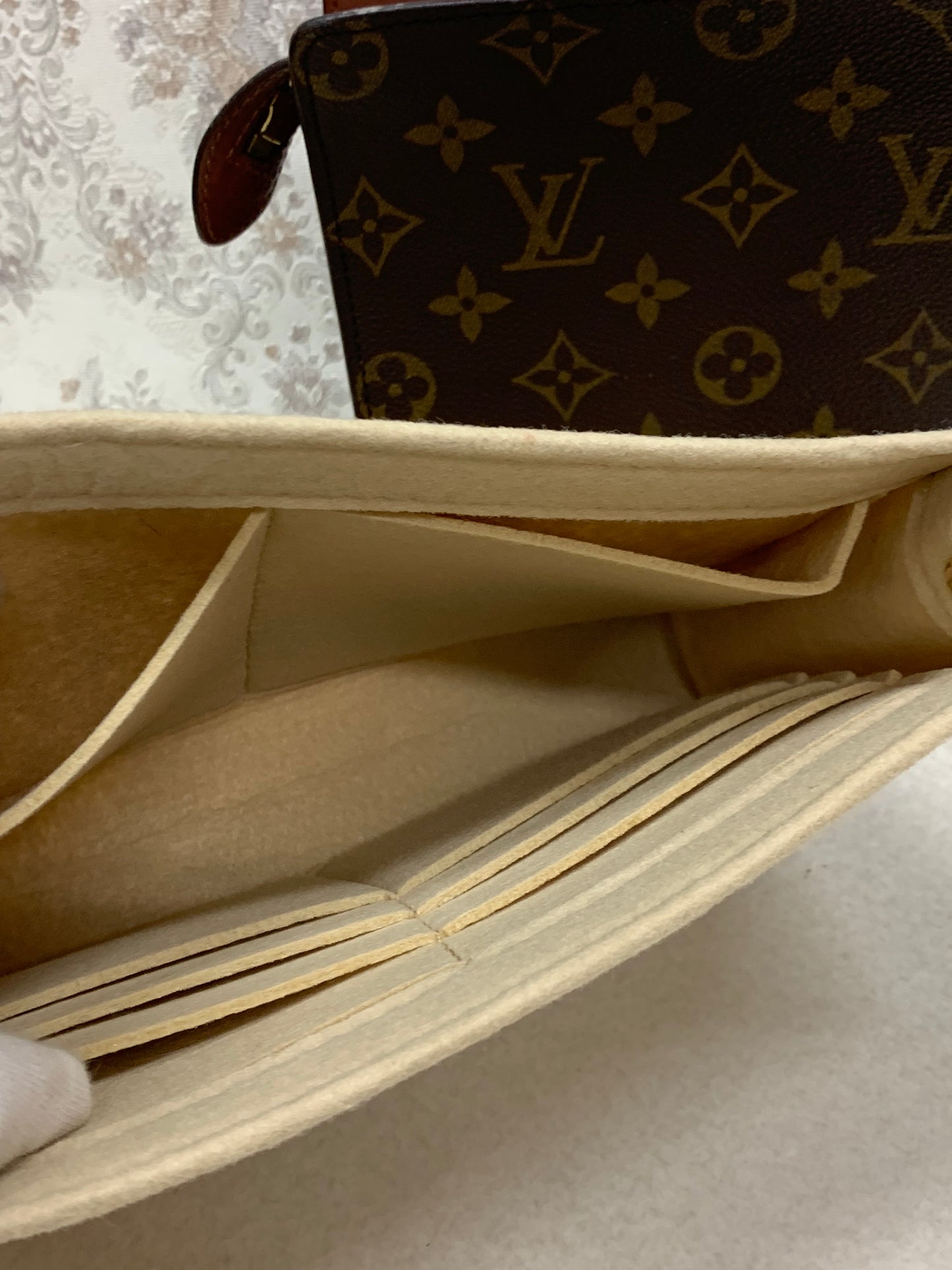 Louis Vuitton Monogram  Pochette Homme